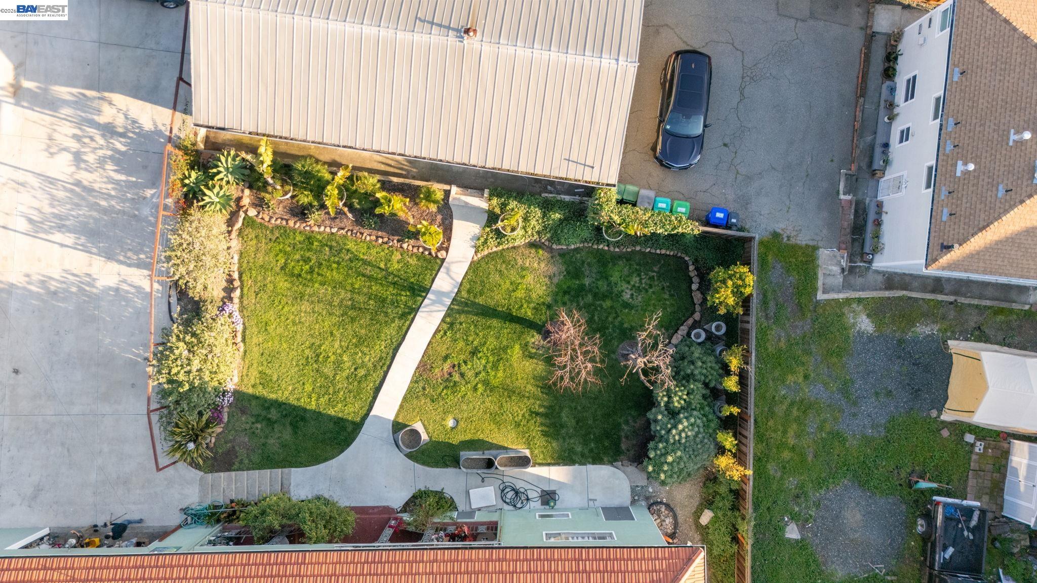 Detail Gallery Image 6 of 41 For 2245 Sol St, Castro Valley,  CA 94578 - 5 Beds | 3 Baths