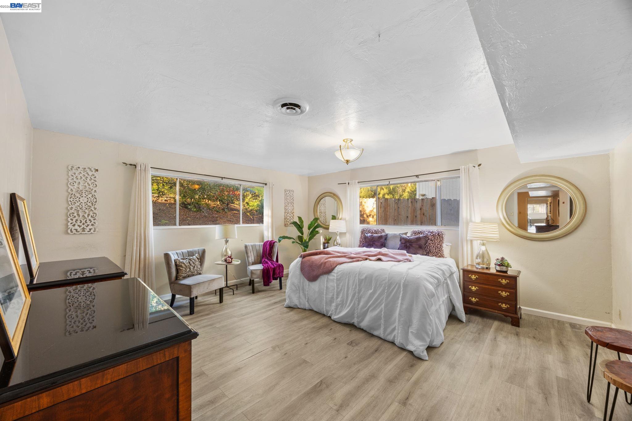 Detail Gallery Image 9 of 41 For 2245 Sol St, Castro Valley,  CA 94578 - 5 Beds | 3 Baths