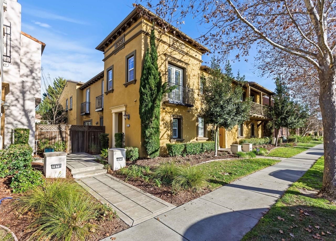 Photo #2: 41123963 Listing: Photo #2