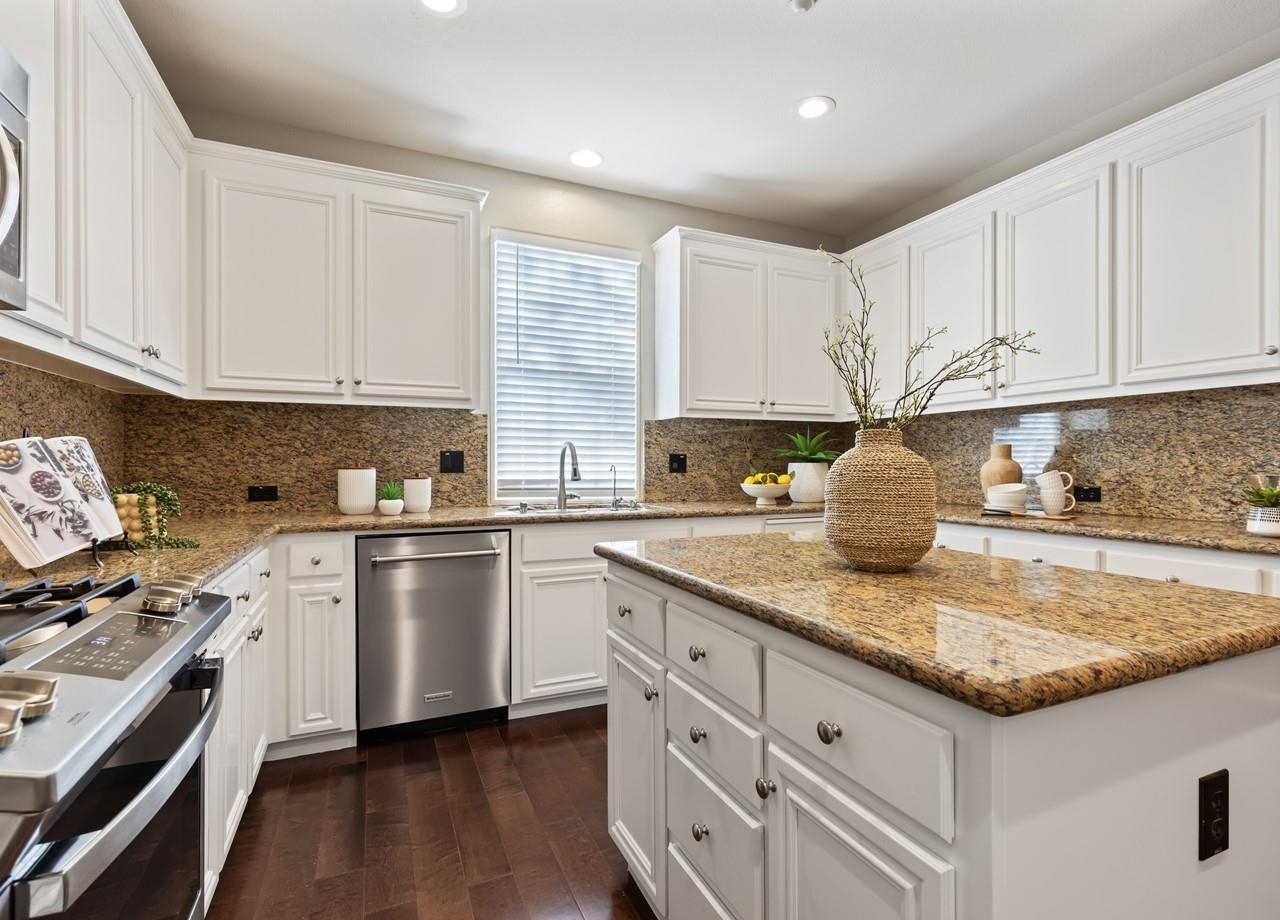 Photo #15: 41123963 Listing: Photo #15