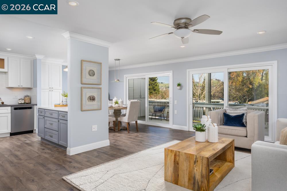 Photo #4: 41123964 Listing: Photo #4