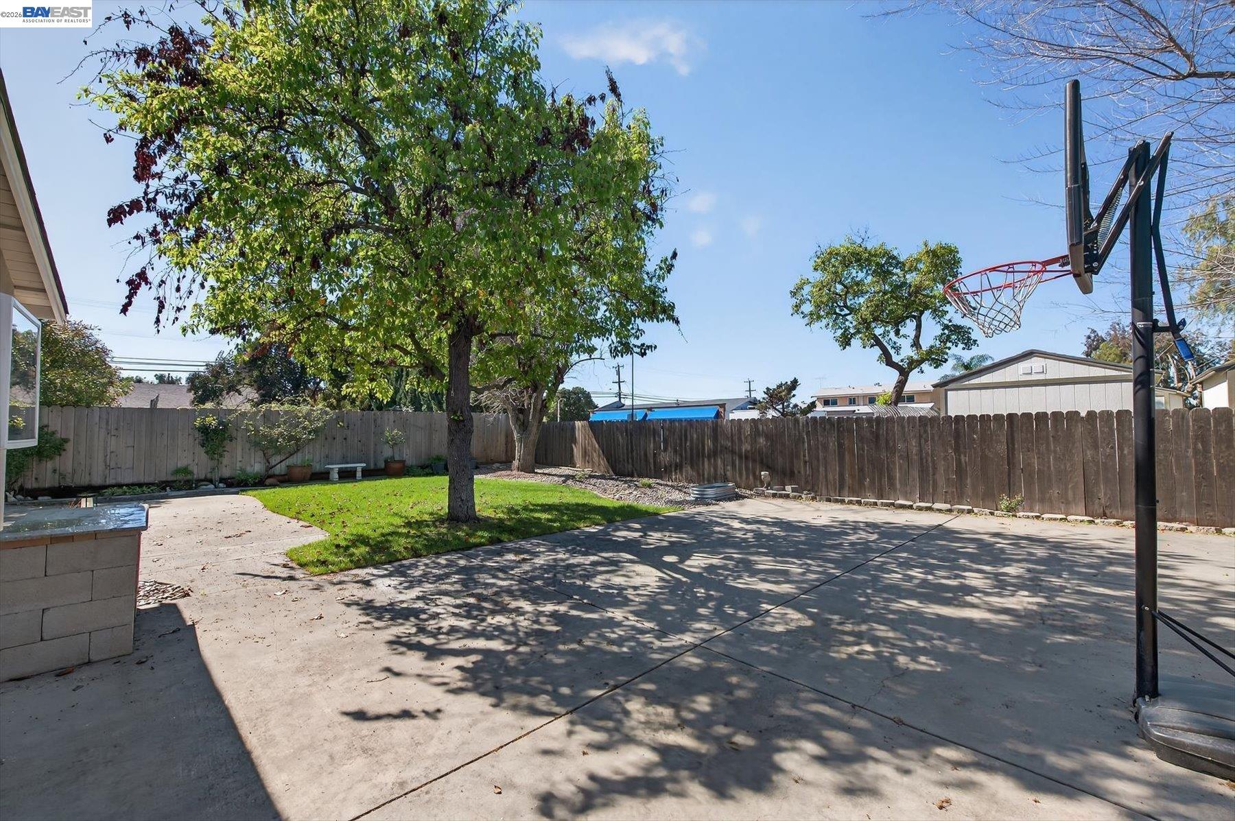 Detail Gallery Image 29 of 30 For 843 Jensen St, Livermore,  CA 94550 - 4 Beds | 2 Baths