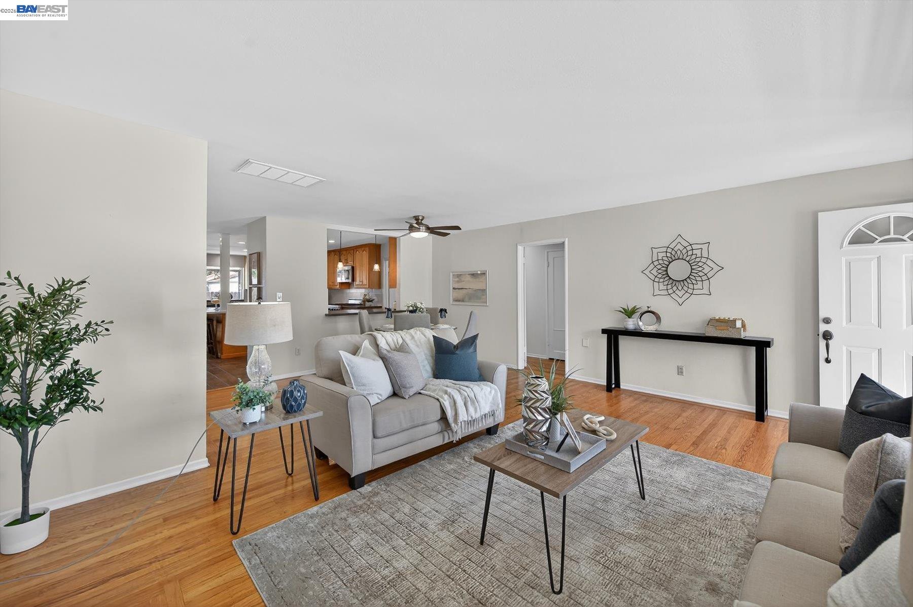 Detail Gallery Image 5 of 30 For 843 Jensen St, Livermore,  CA 94550 - 4 Beds | 2 Baths