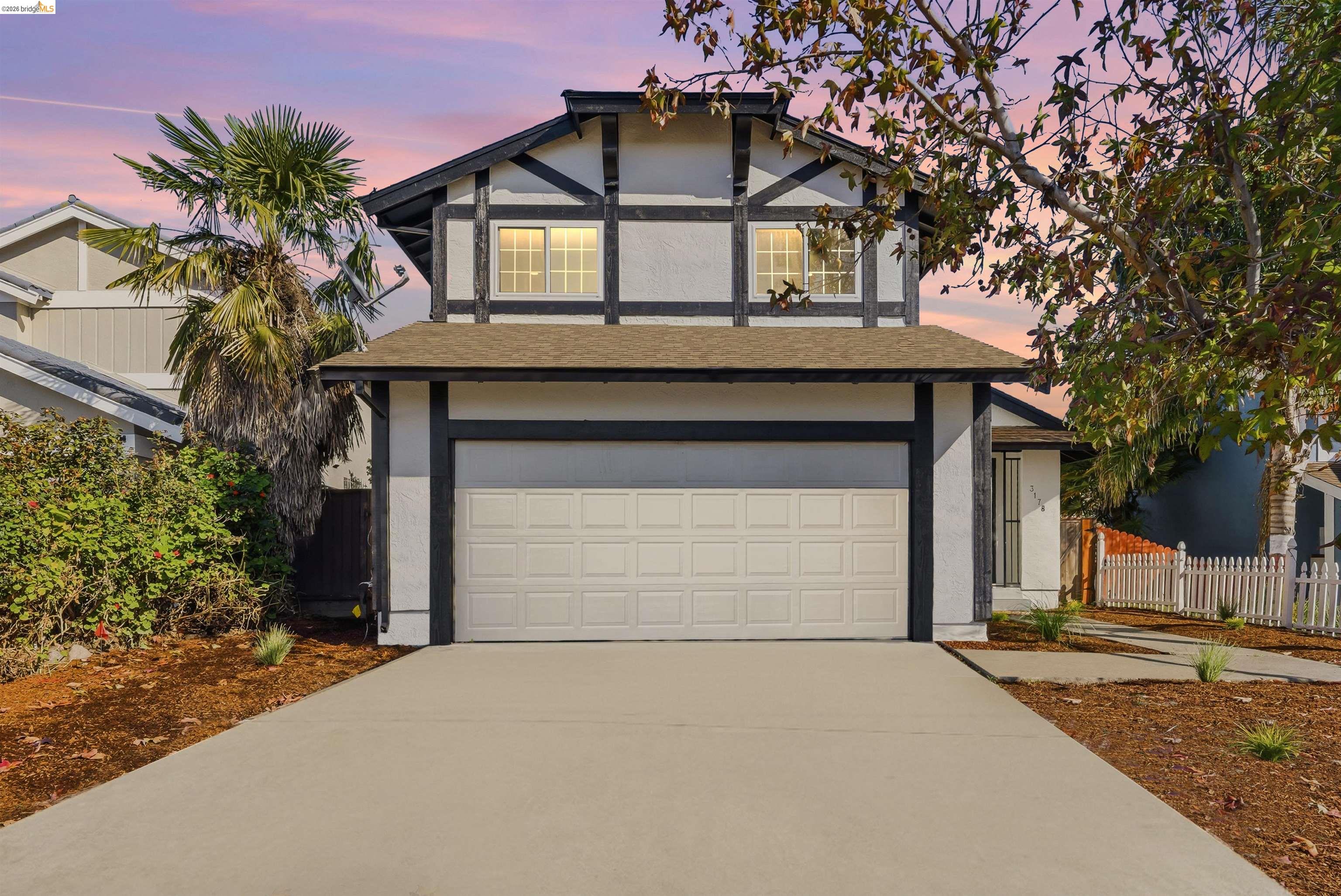 Front Image Thumbnail for EB41123970