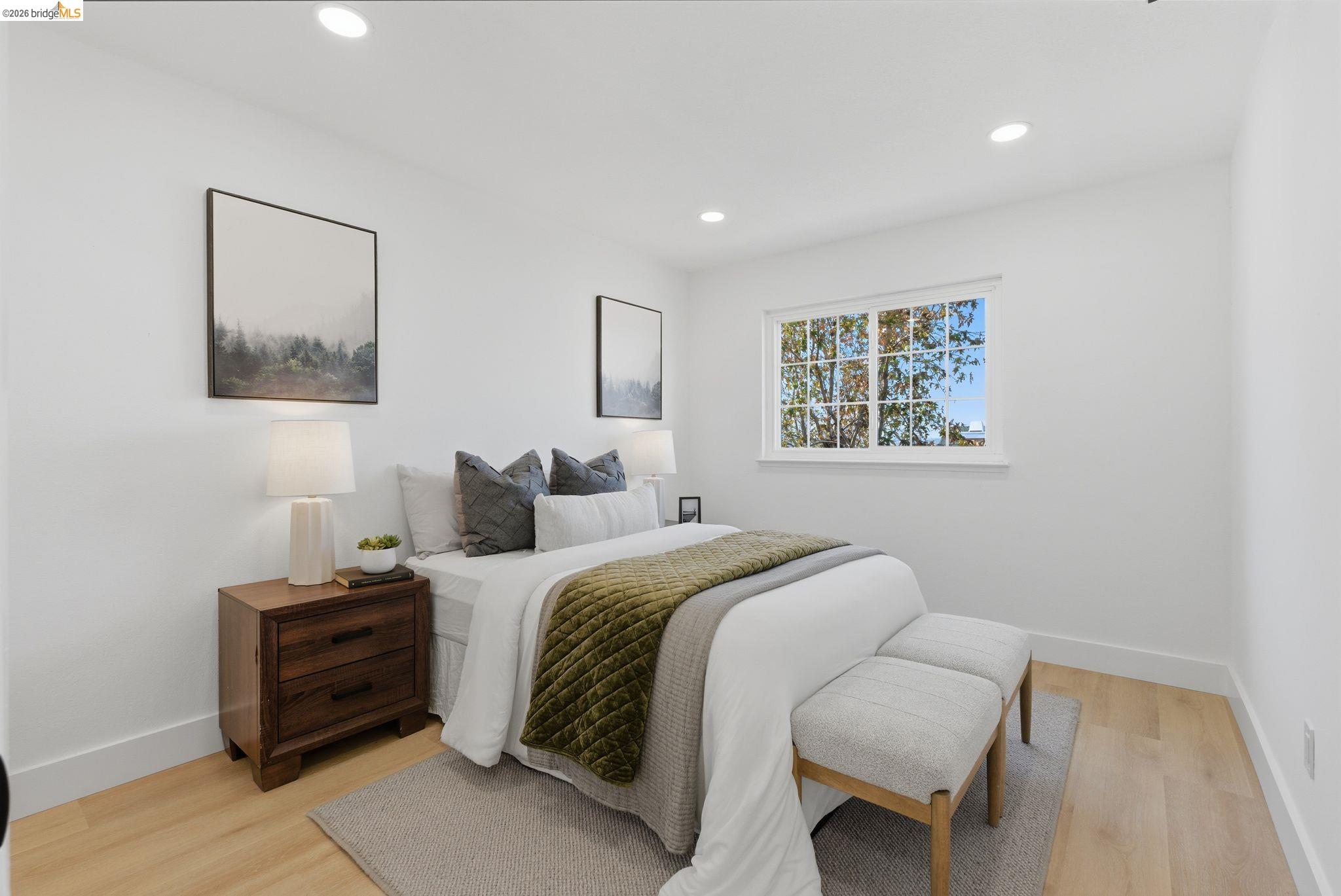 Detail Gallery Image 30 of 57 For 3178 Larchmont Ln, San Pablo,  CA 94806 - 3 Beds | 2/1 Baths