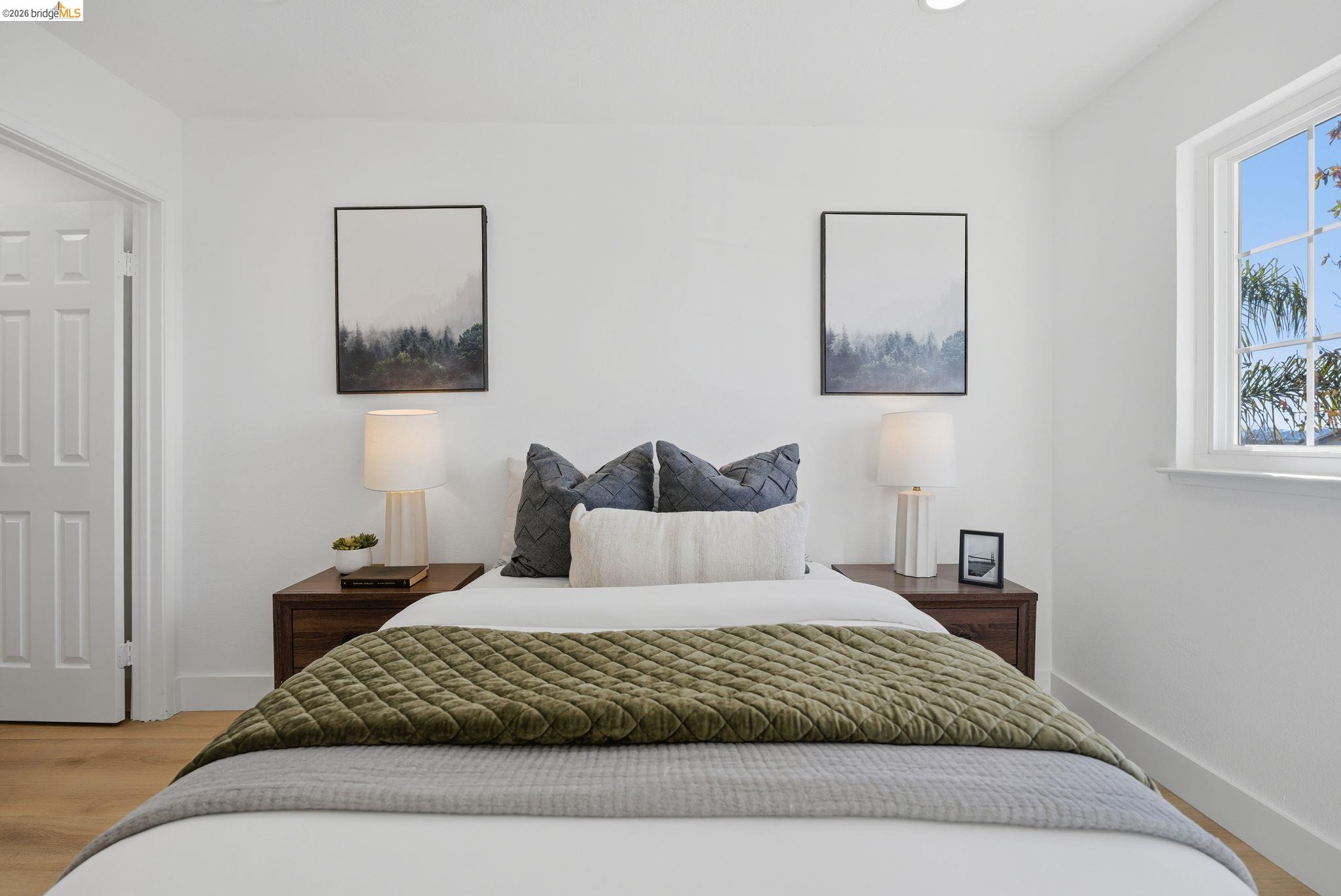 Detail Gallery Image 31 of 57 For 3178 Larchmont Ln, San Pablo,  CA 94806 - 3 Beds | 2/1 Baths