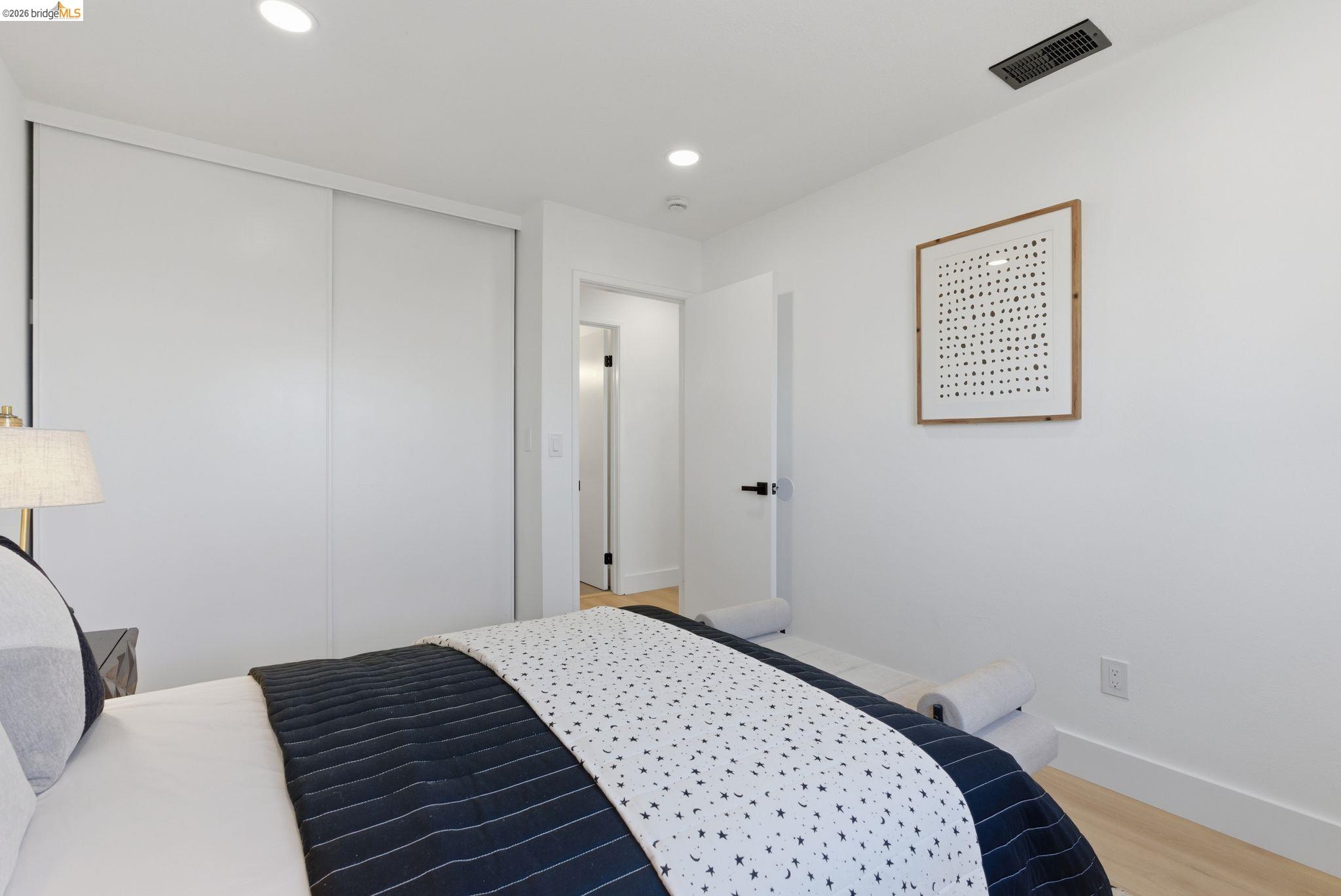 Detail Gallery Image 36 of 57 For 3178 Larchmont Ln, San Pablo,  CA 94806 - 3 Beds | 2/1 Baths