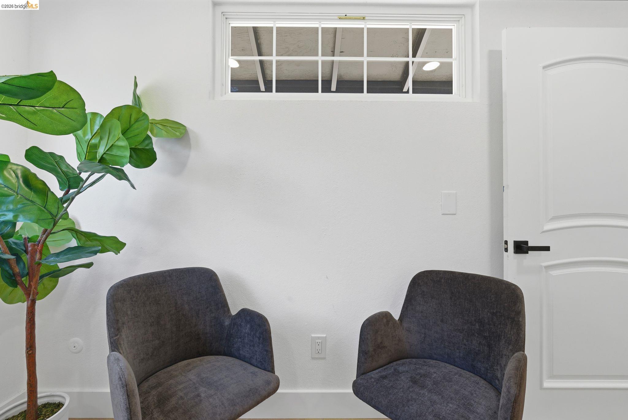 Detail Gallery Image 42 of 57 For 3178 Larchmont Ln, San Pablo,  CA 94806 - 3 Beds | 2/1 Baths