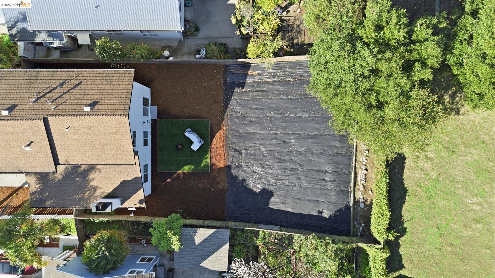 Detail Gallery Image 51 of 57 For 3178 Larchmont Ln, San Pablo,  CA 94806 - 3 Beds | 2/1 Baths