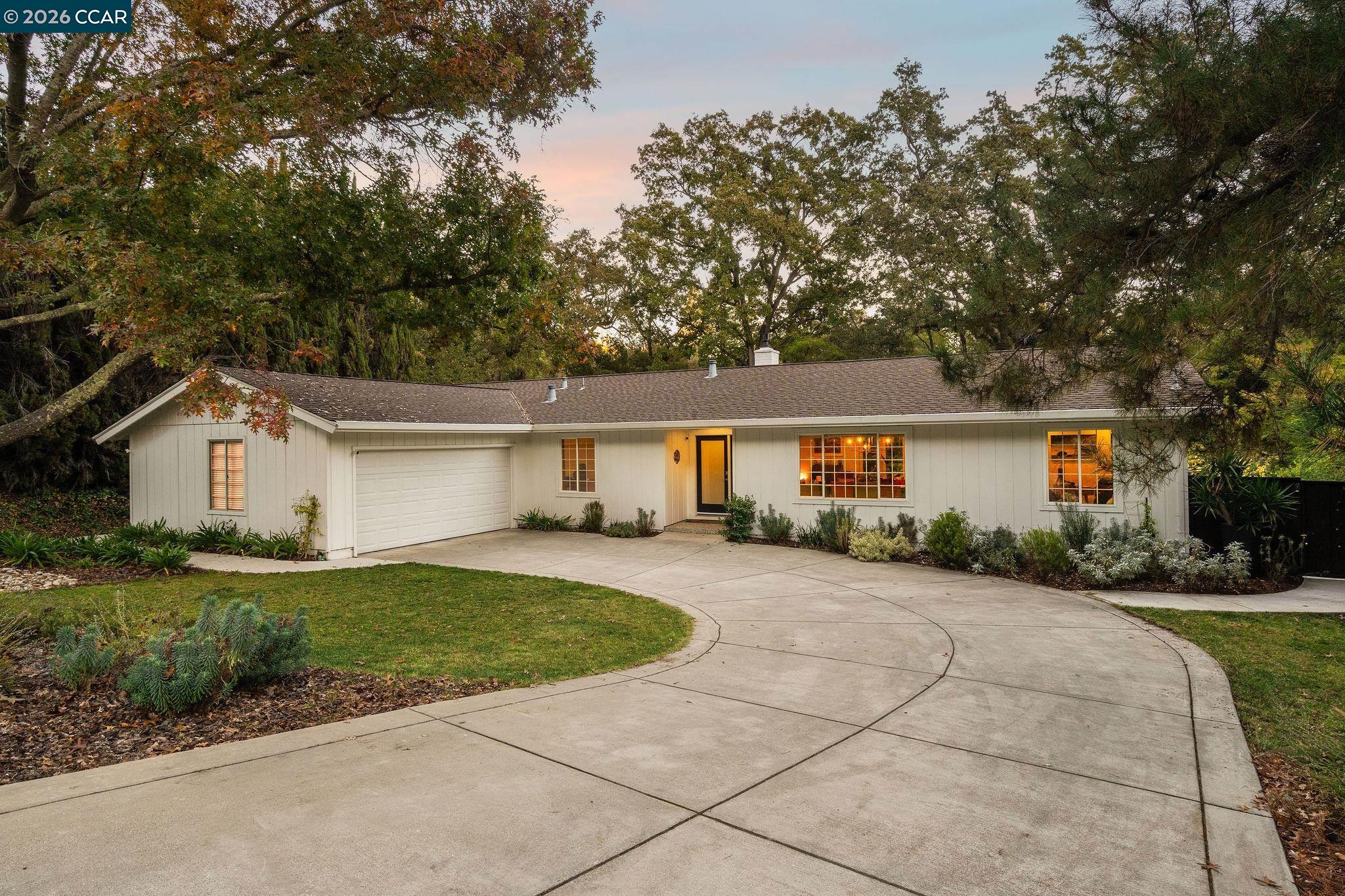 Front Image Thumbnail for CC41123972