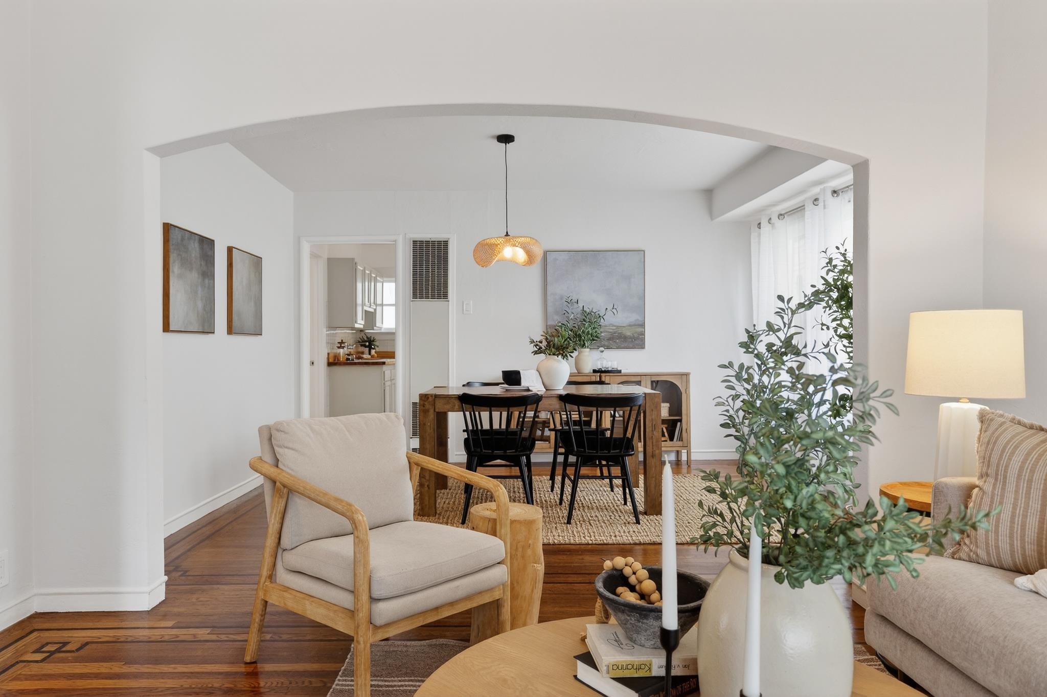 Detail Gallery Image 10 of 43 For 3006 14th Ave, Oakland,  CA 94602 - 2 Beds | 1 Baths