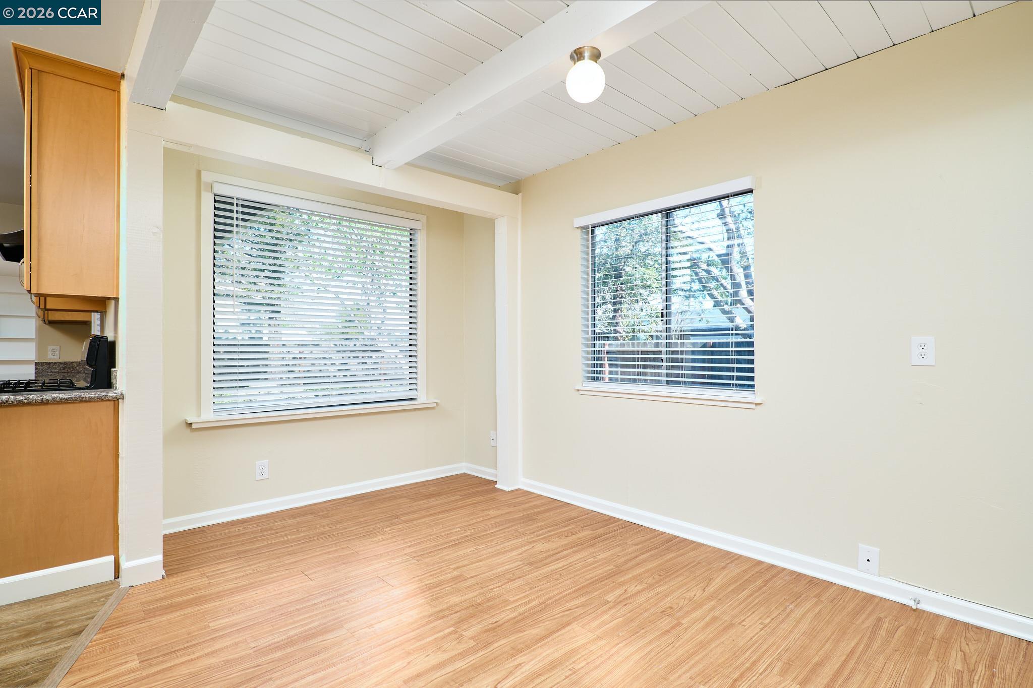 Detail Gallery Image 8 of 29 For 1413 Maryland St, Fairfield,  CA 94533 - 3 Beds | 2/1 Baths