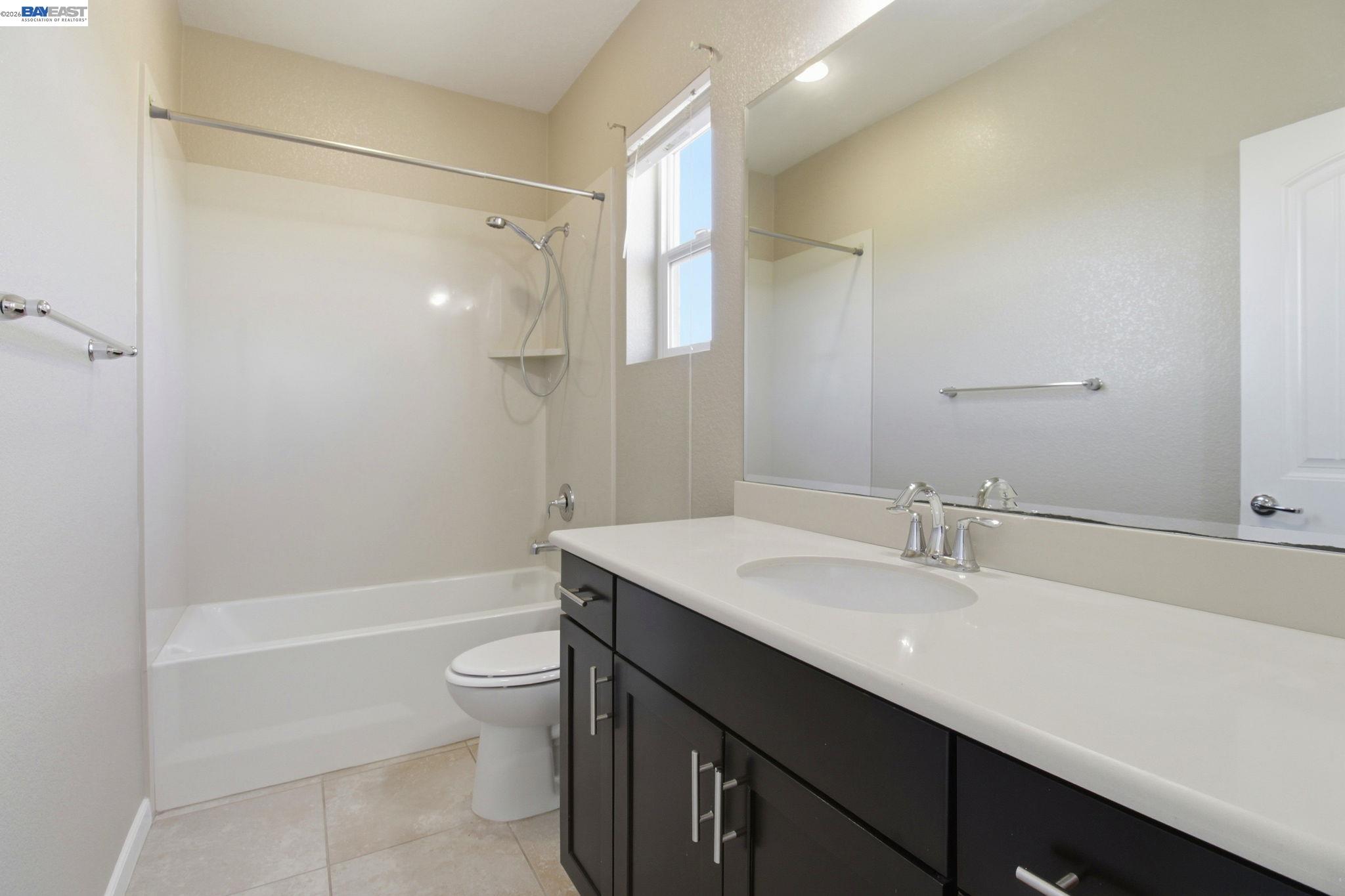 Detail Gallery Image 18 of 27 For 237 W Moraga St, Mountain House,  CA 95391 - 3 Beds | 2/1 Baths