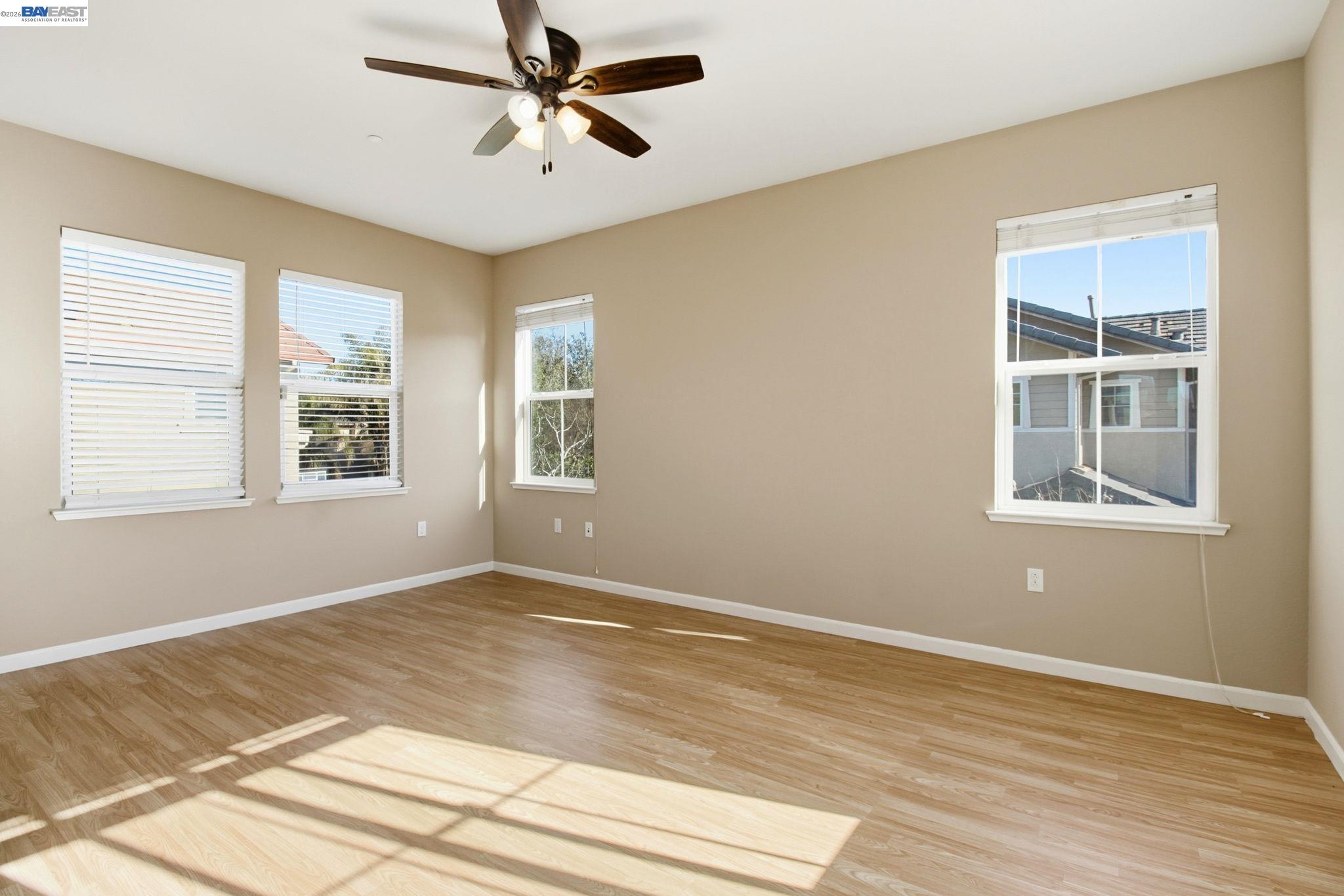 Detail Gallery Image 7 of 27 For 237 W Moraga St, Mountain House,  CA 95391 - 3 Beds | 2/1 Baths