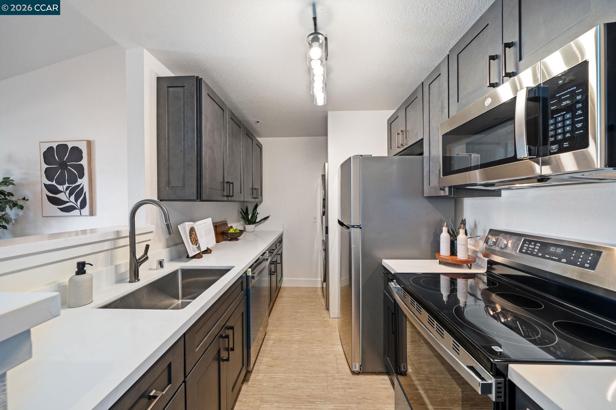 Photo #4: 41123979 Listing: Photo #4