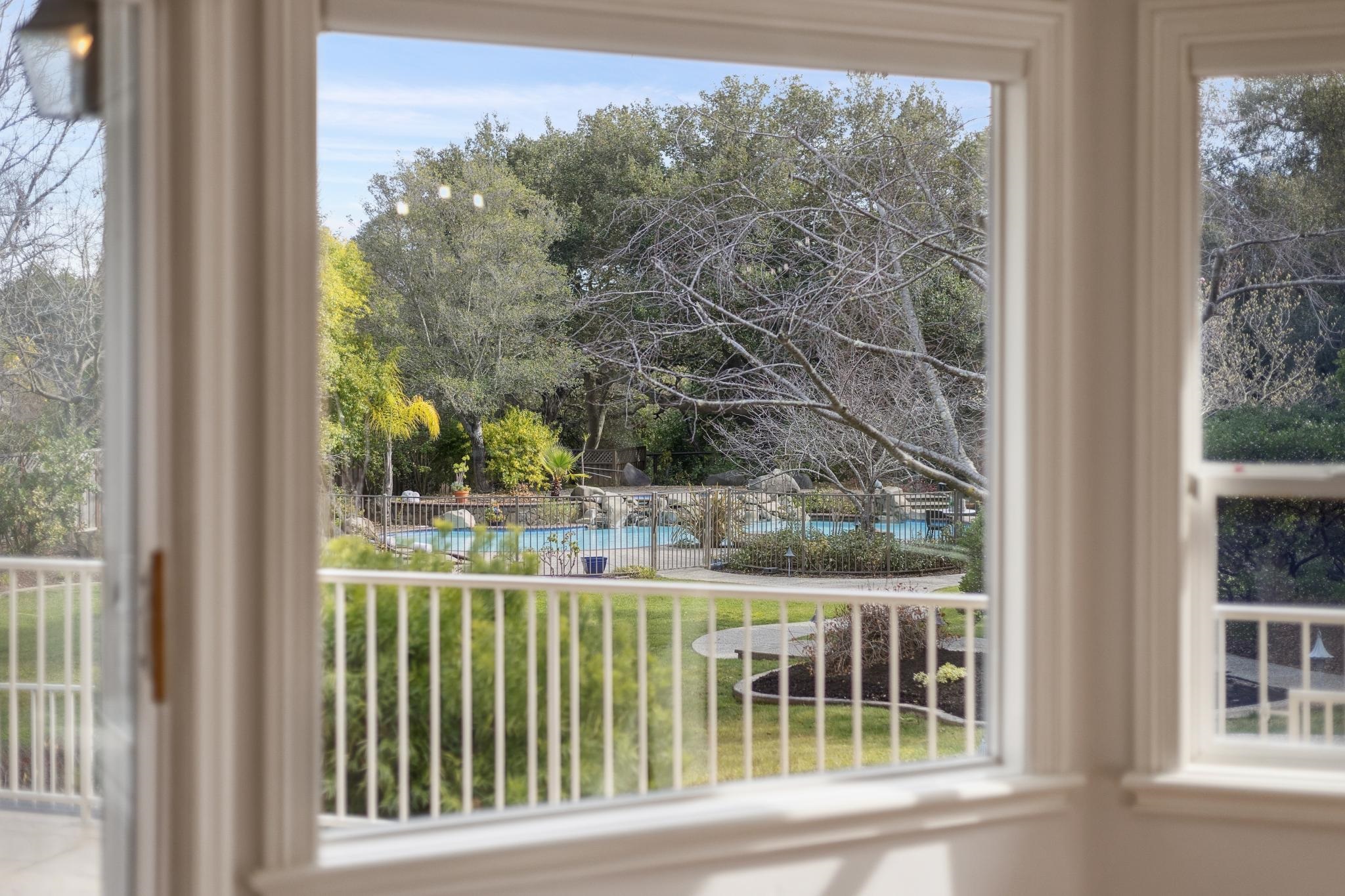 Detail Gallery Image 18 of 60 For 8044 Golden Eagle Way, Pleasanton,  CA 94588 - 5 Beds | 4/1 Baths