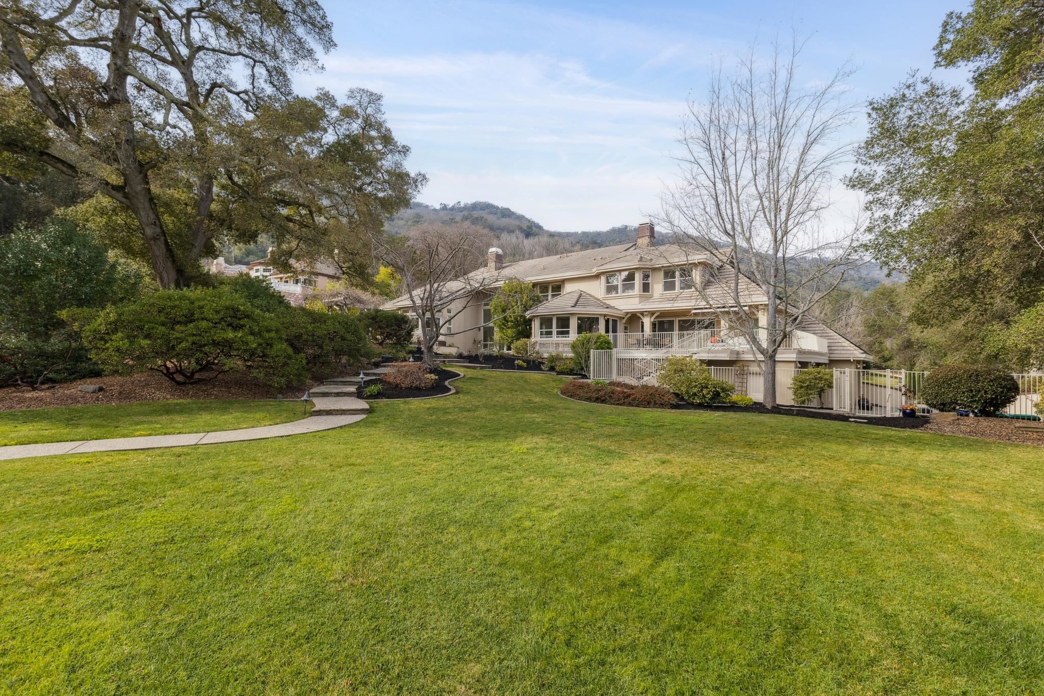 Detail Gallery Image 50 of 60 For 8044 Golden Eagle Way, Pleasanton,  CA 94588 - 5 Beds | 4/1 Baths