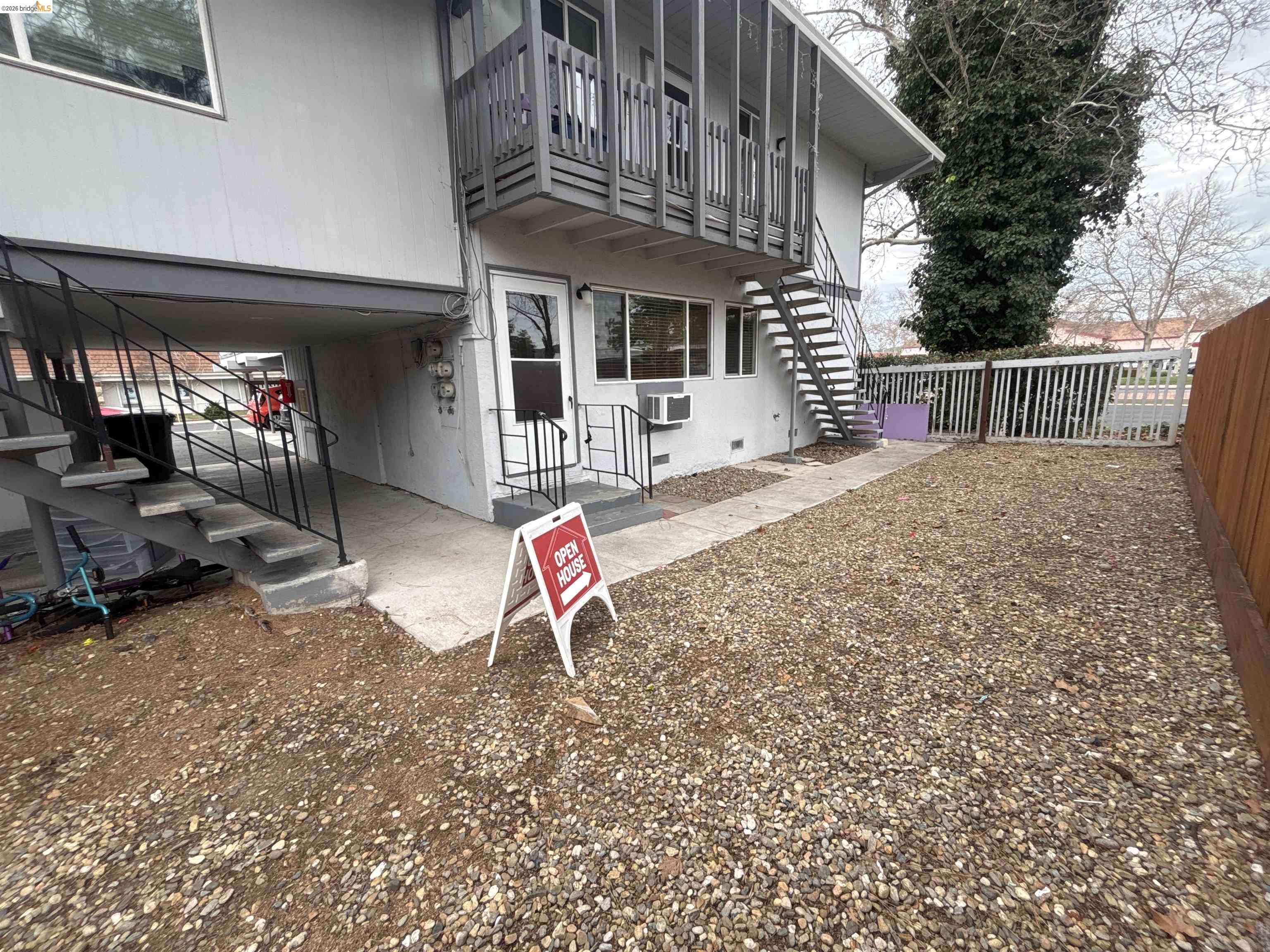 Detail Gallery Image 11 of 11 For 4462 Clayton Rd a,  Concord,  CA 94519-9999 - 2 Beds | 1 Baths