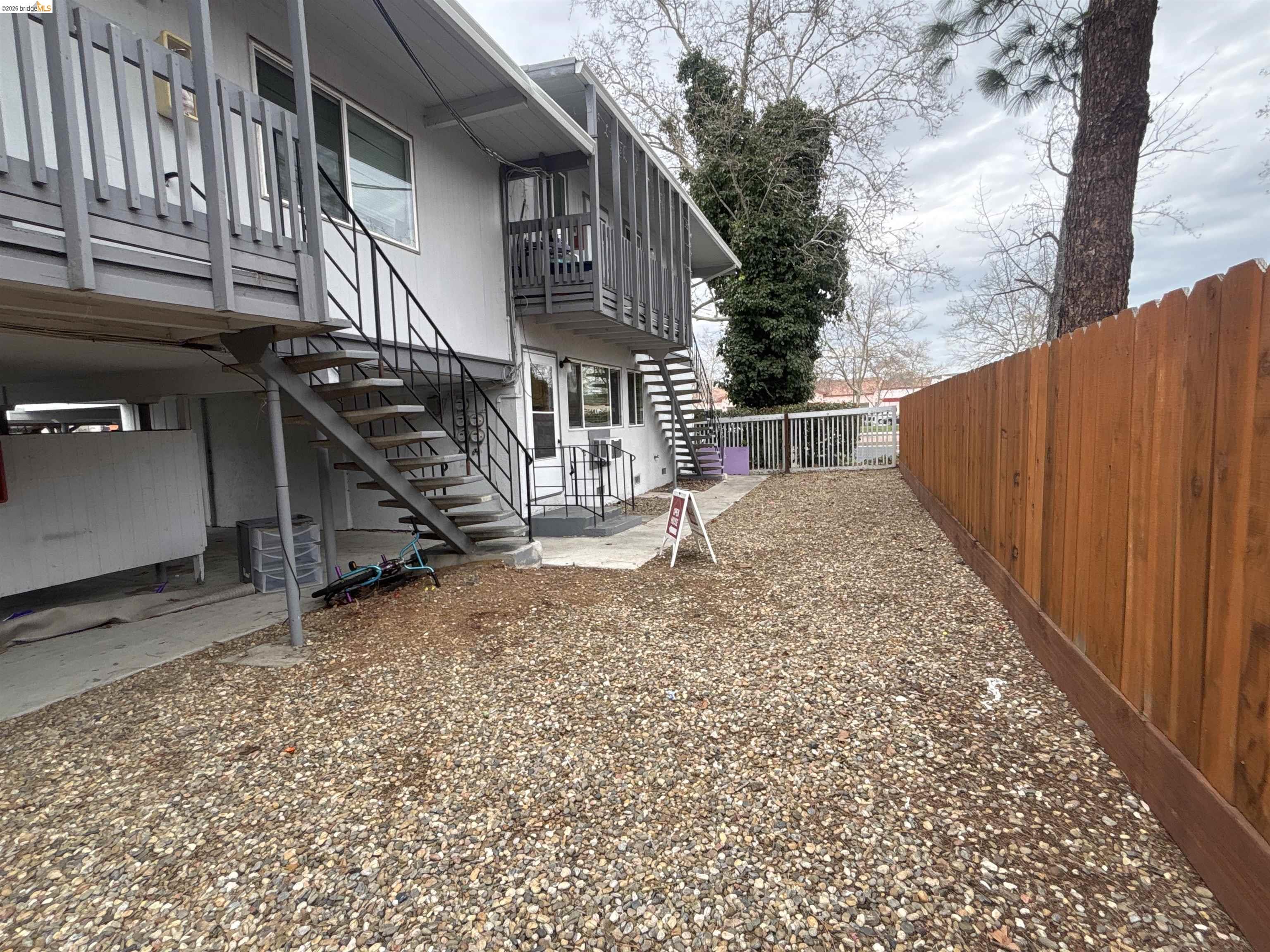 Detail Gallery Image 10 of 11 For 4462 Clayton Rd a,  Concord,  CA 94519-9999 - 2 Beds | 1 Baths