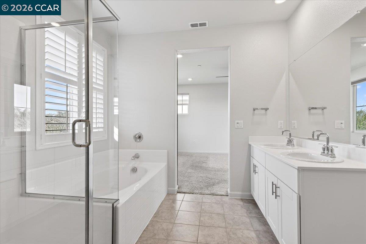 Detail Gallery Image 23 of 29 For 3017 Kenwood Cir, Oakley,  CA 94561-6023 - 4 Beds | 3 Baths