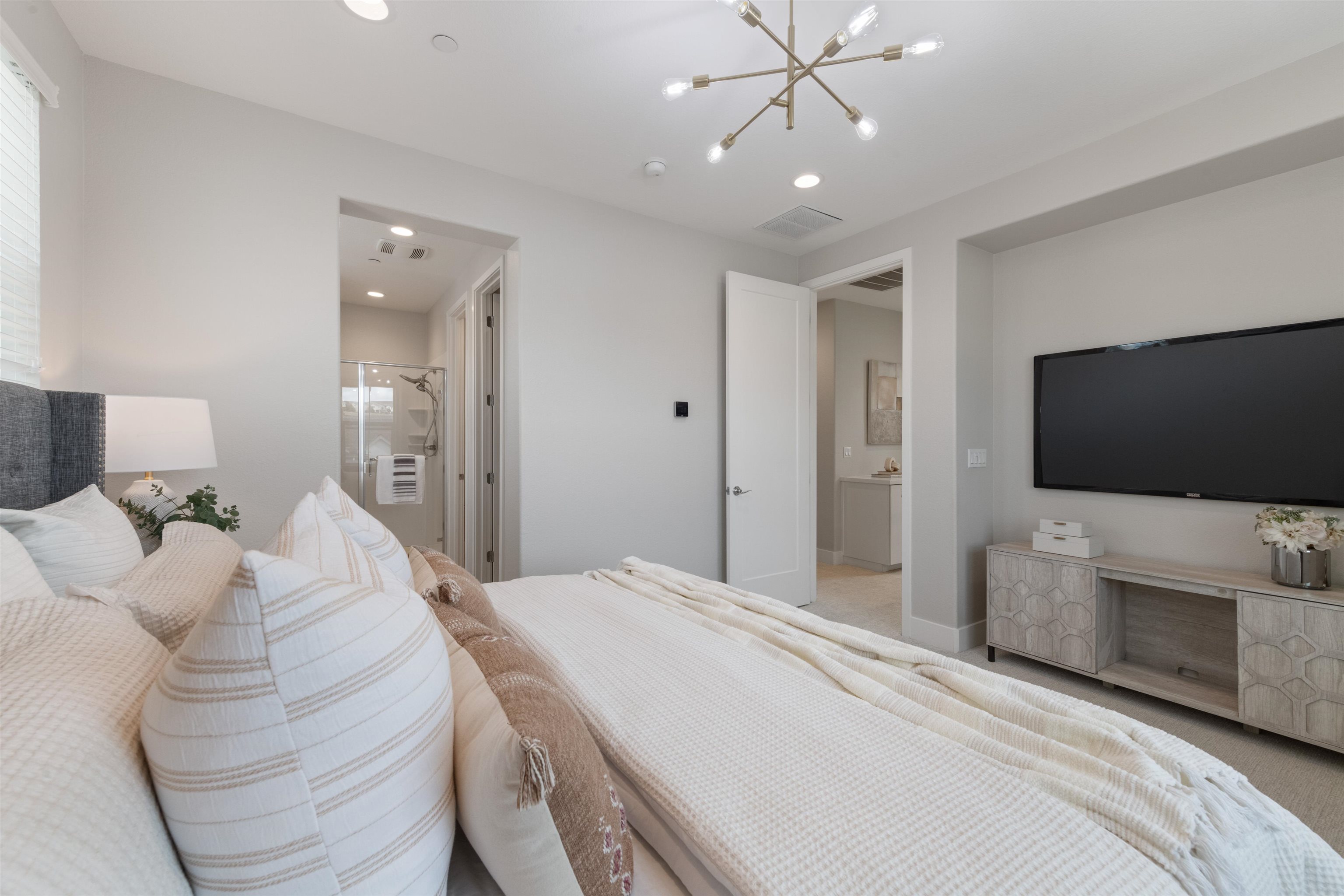 Detail Gallery Image 18 of 35 For 4371 Panorama Dr, Dublin,  CA 94568 - 3 Beds | 2/1 Baths