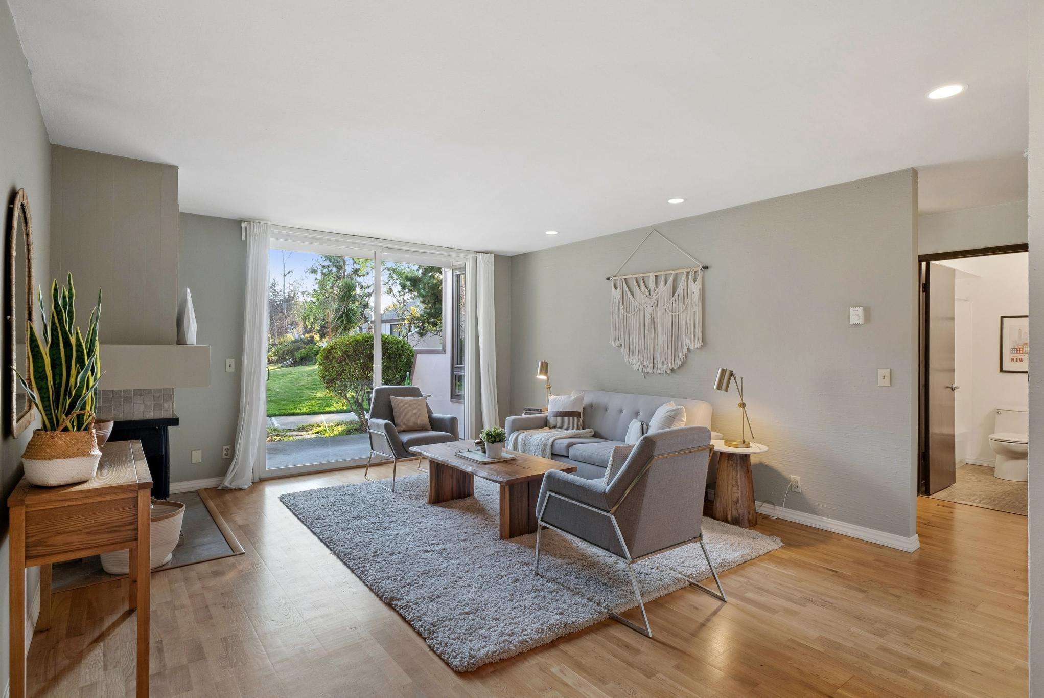 Photo #5: 41123990 Listing: Photo #5