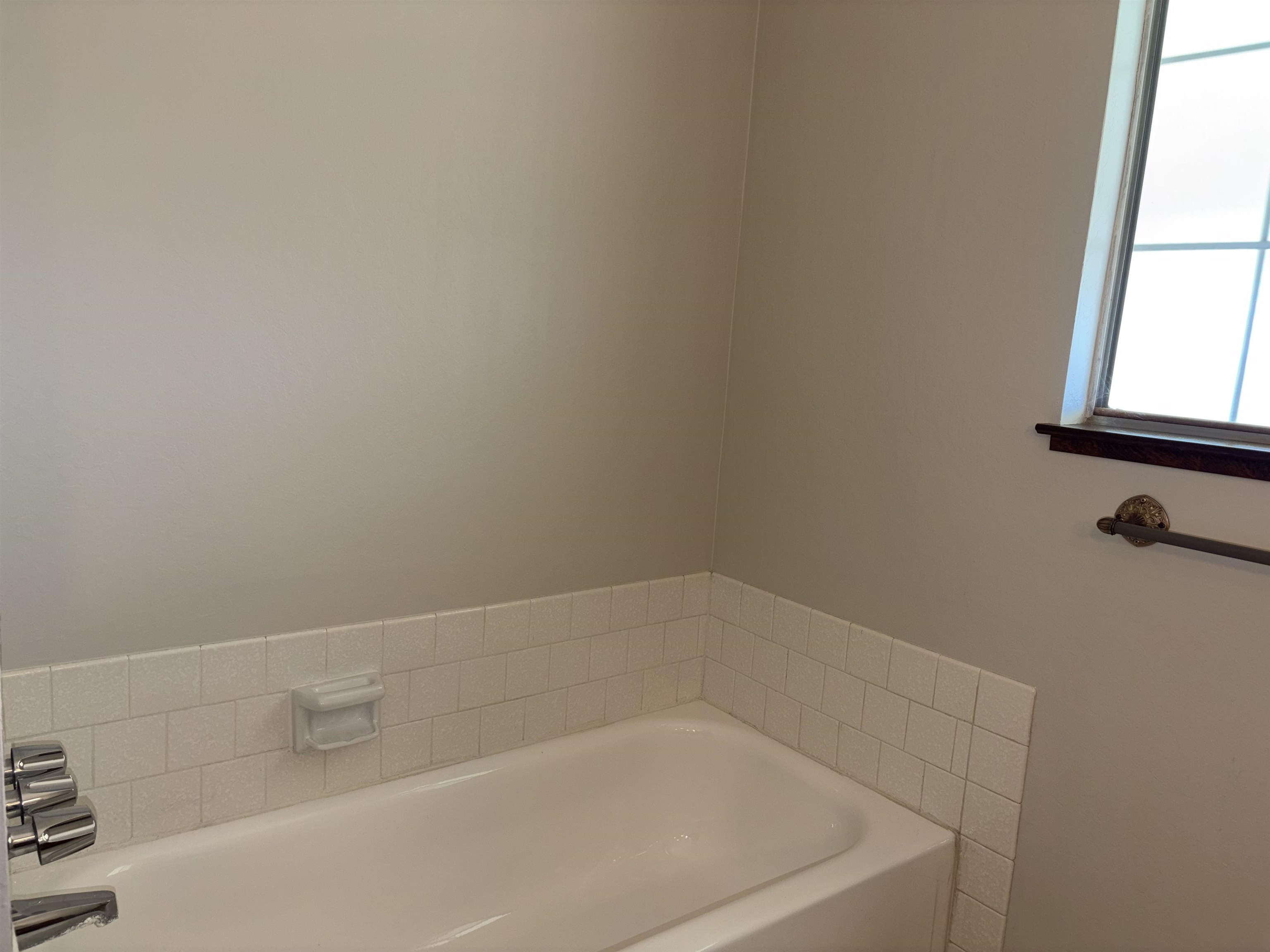 Detail Gallery Image 9 of 21 For 683 Southwood Dr, Brentwood,  CA 94513 - 3 Beds | 2 Baths