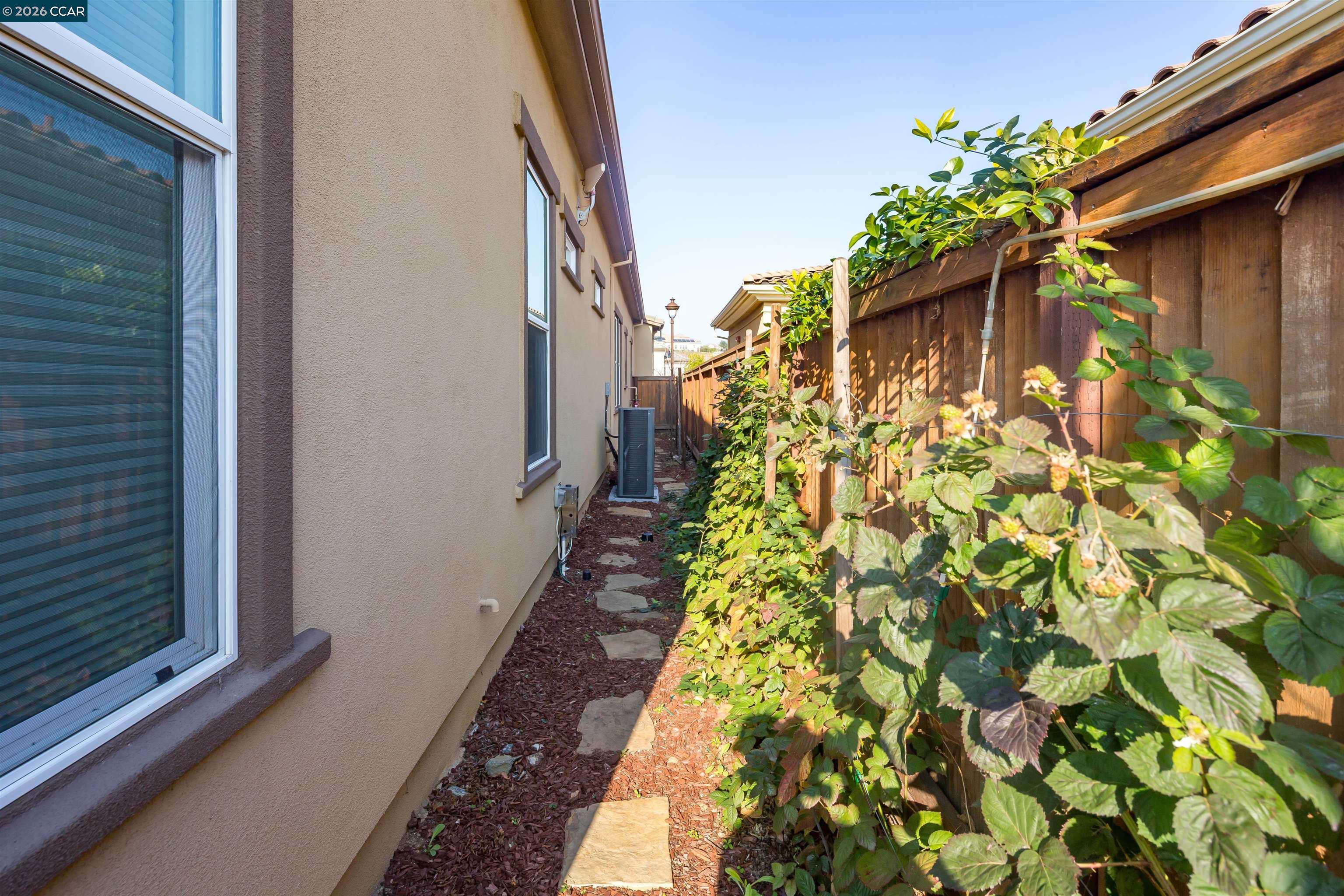 Detail Gallery Image 39 of 52 For 2090 Rioja Way, Brentwood,  CA 94513 - 4 Beds | 3/1 Baths