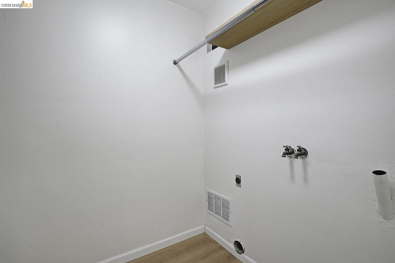 Photo #23: 41123994 Listing: Photo #23