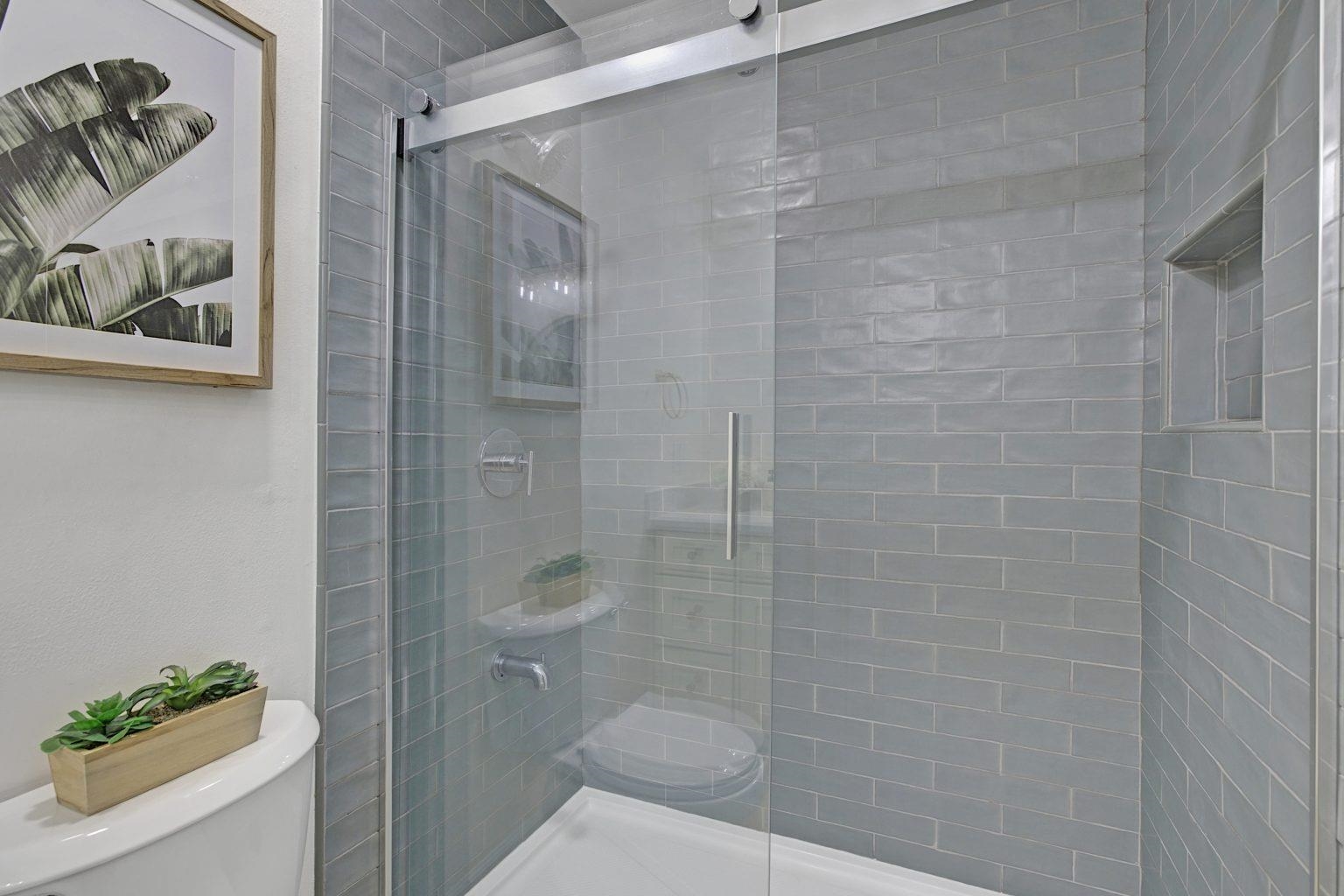 Detail Gallery Image 41 of 49 For 3218 Fir Ave, Alameda,  CA 94502 - 3 Beds | 2/1 Baths