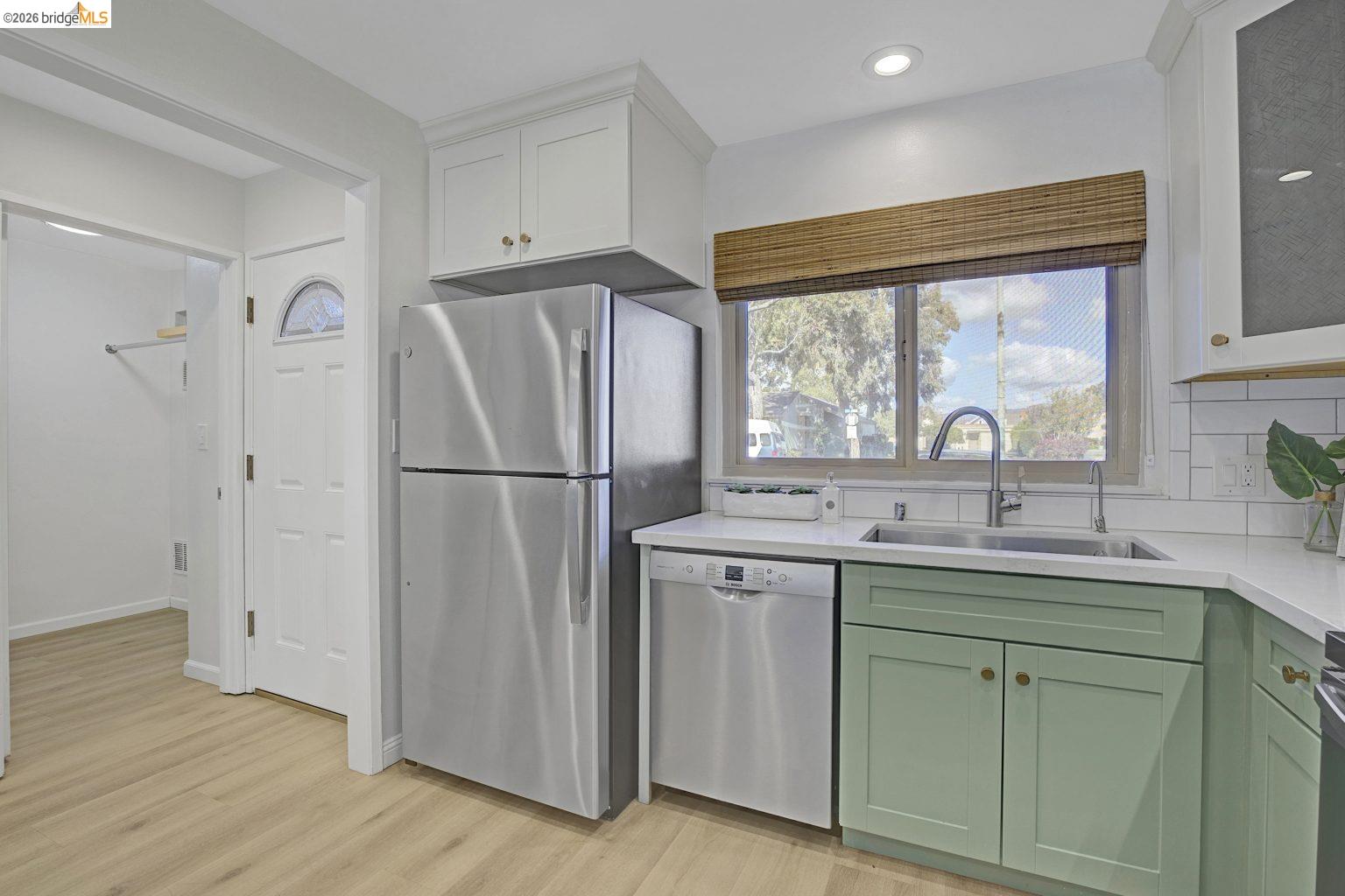 Photo #8: 41123994 Listing: Photo #8