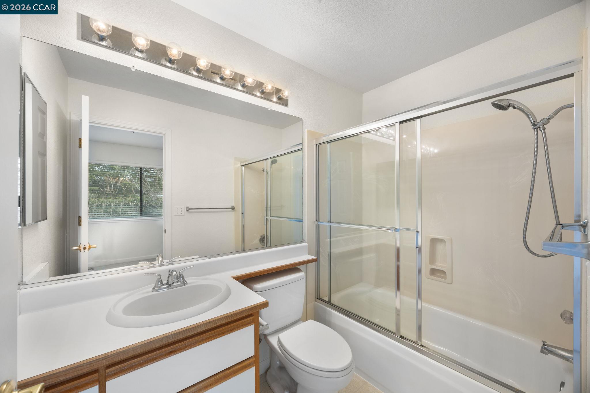 Photo #16: 41123995 Listing: Photo #16