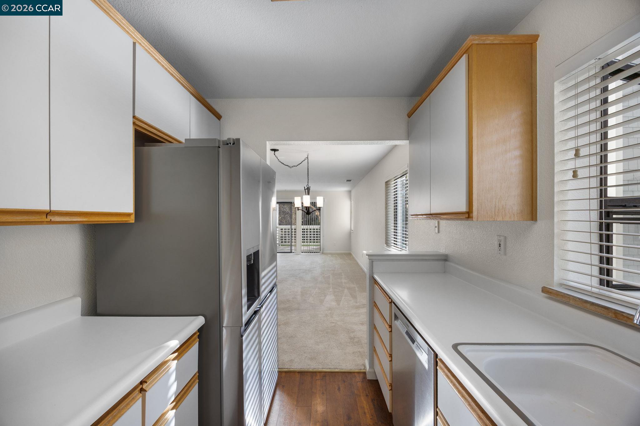 Photo #4: 41123995 Listing: Photo #4