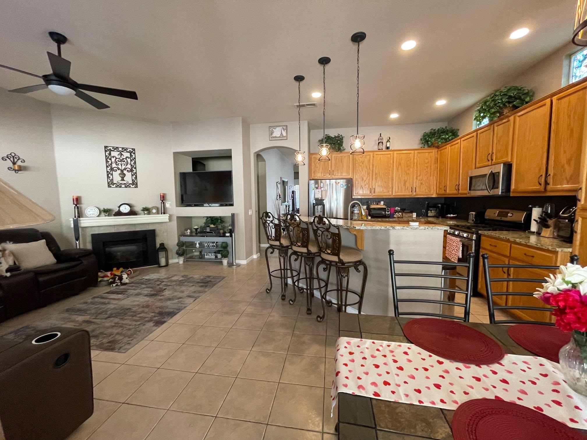 Detail Gallery Image 13 of 22 For 92 Liberty Ln, Brentwood,  CA 94513 - 2 Beds | 2/1 Baths