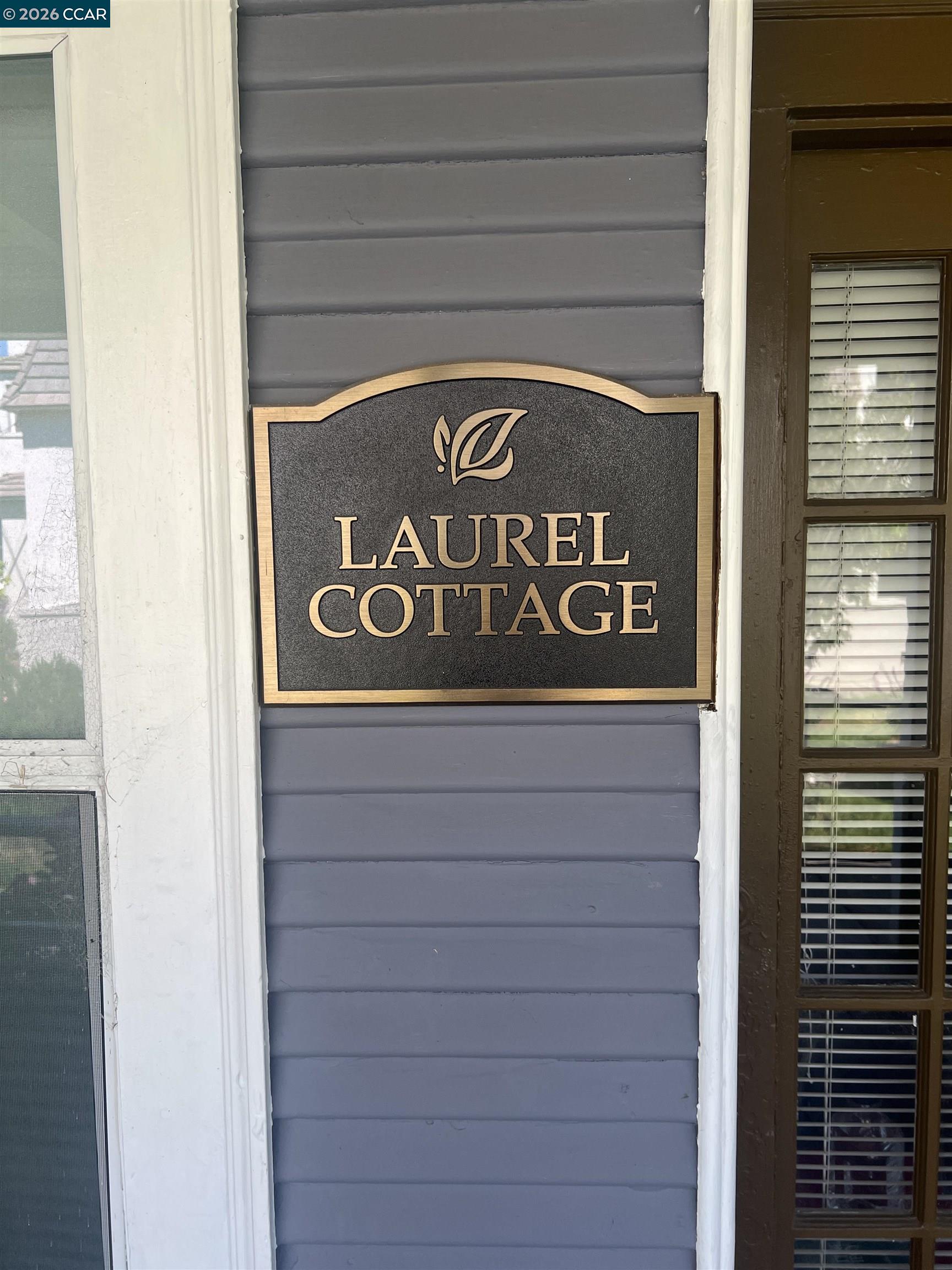 Detail Gallery Image 2 of 9 For 2361 E 29th St #COTTAGE C,  Oakland,  CA 94606 - 0 Beds | 1 Baths