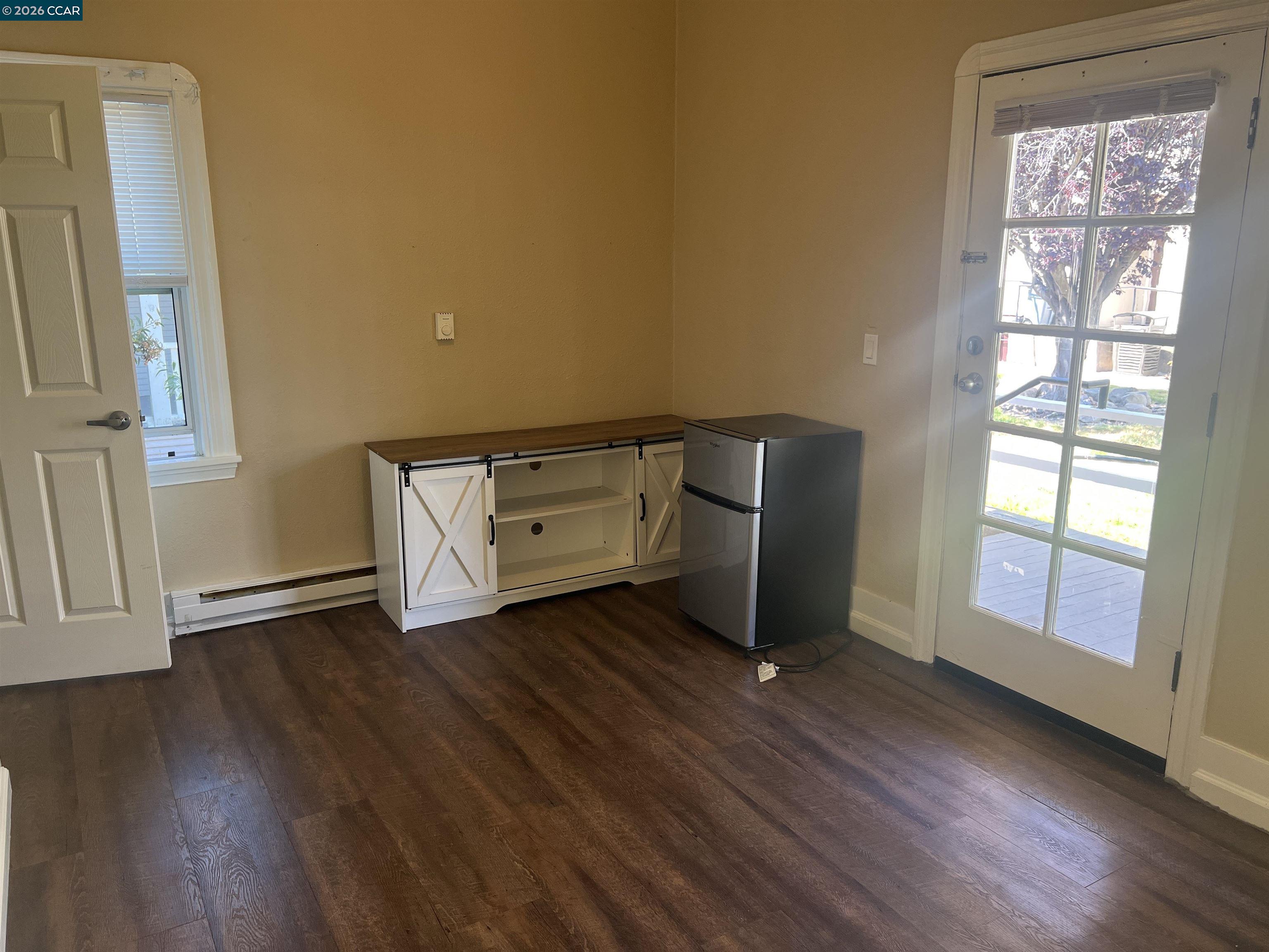 Detail Gallery Image 6 of 9 For 2361 E 29th St #COTTAGE C,  Oakland,  CA 94606 - 0 Beds | 1 Baths