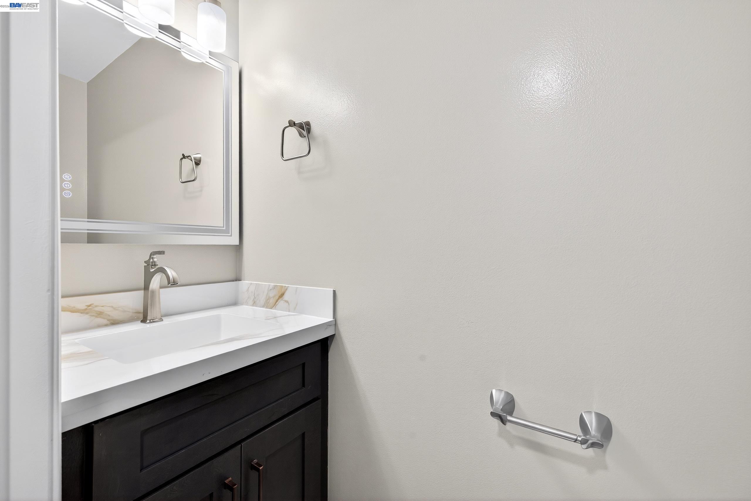 Photo #37: 41124000 Listing: Photo #37