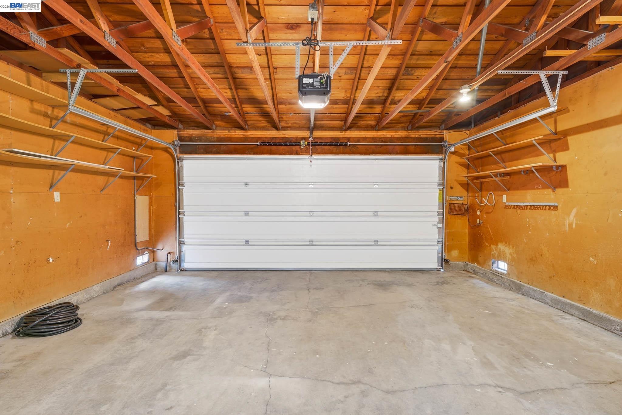 Photo #43: 41124000 Listing: Photo #43