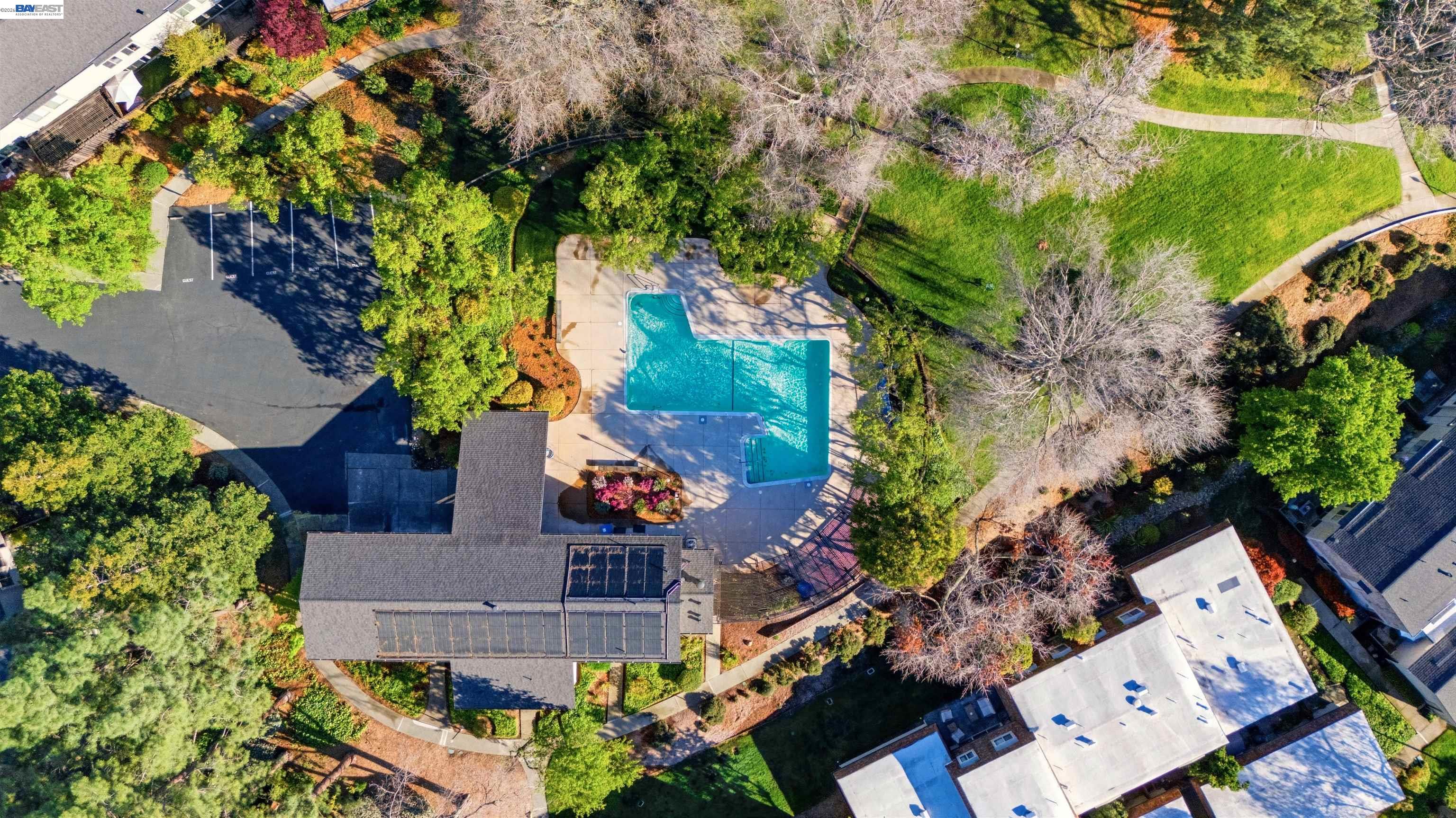 Photo #44: 41124000 Listing: Photo #44