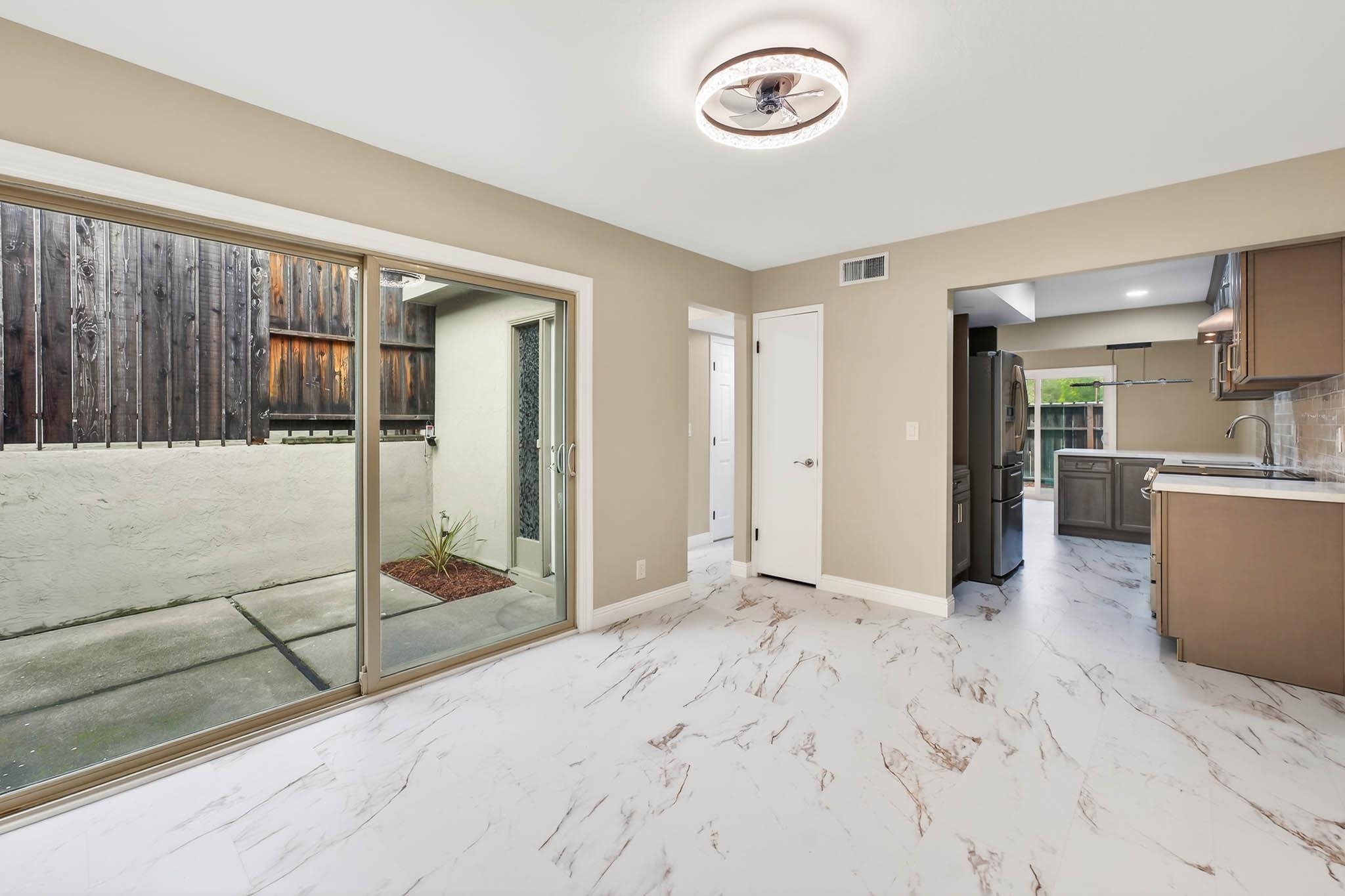 Photo #8: 41124000 Listing: Photo #8