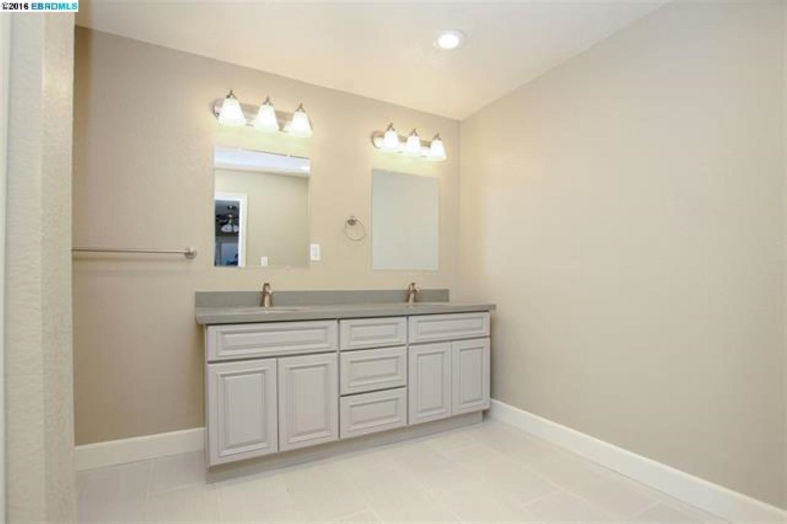 Detail Gallery Image 14 of 25 For 1345 Shell Court, Discovery Bay,  CA 94505-9999 - 4 Beds | 2 Baths