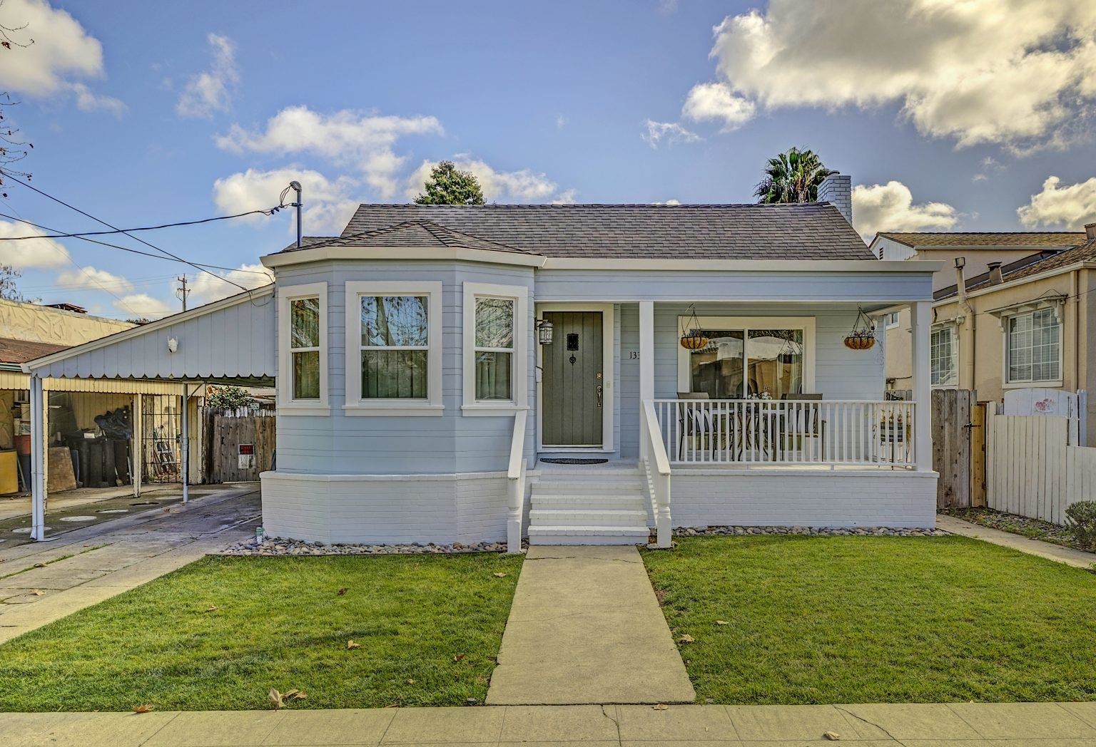 Front Image Thumbnail for BE41124002