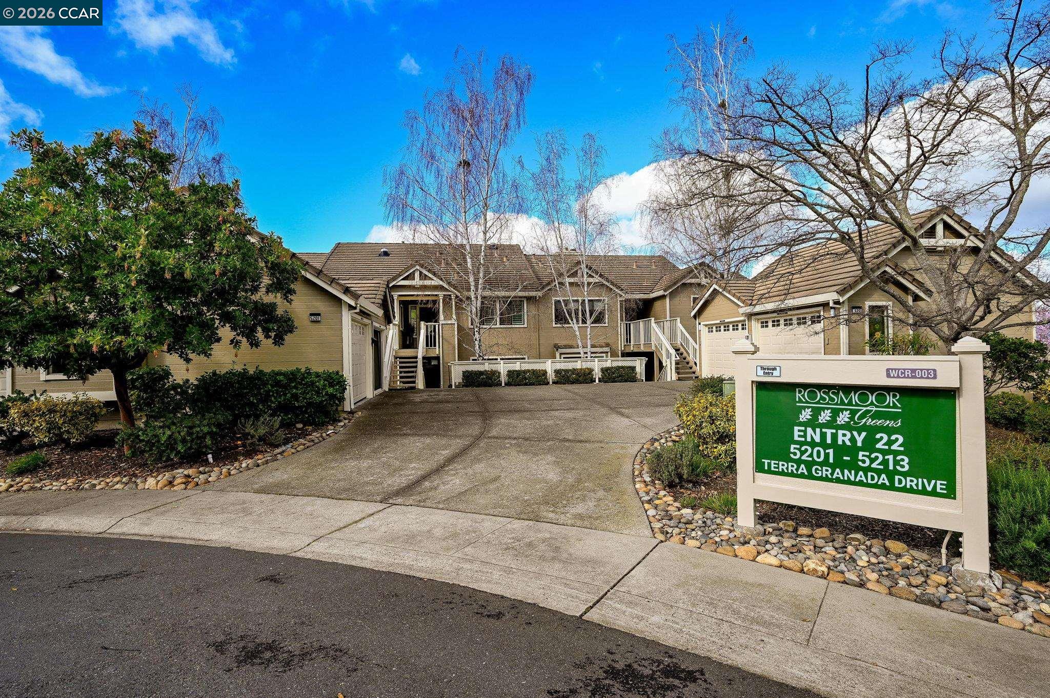 Photo #2: 41124010 Listing: Photo #2