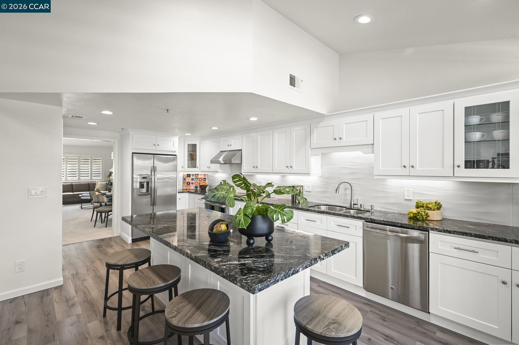 Photo #14: 41124010 Listing: Photo #14