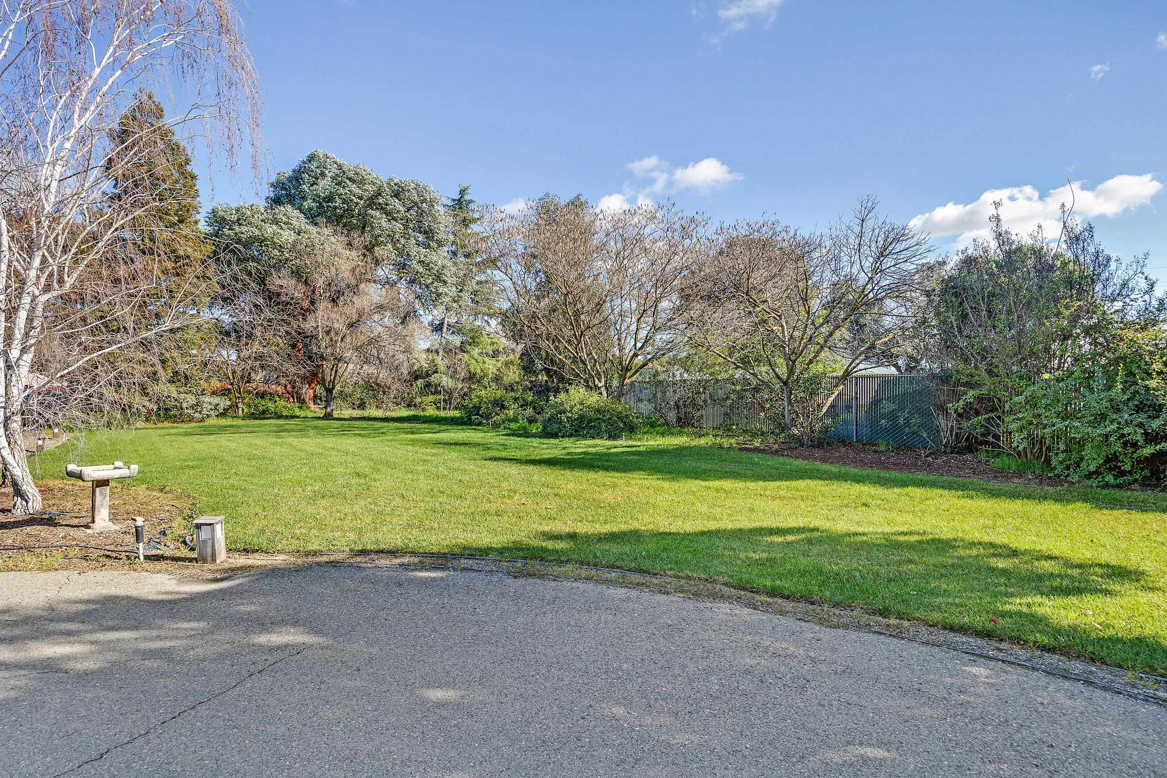 Detail Gallery Image 4 of 41 For 2571 Anderson Ln, Brentwood,  CA 94513 - 4 Beds | 2 Baths