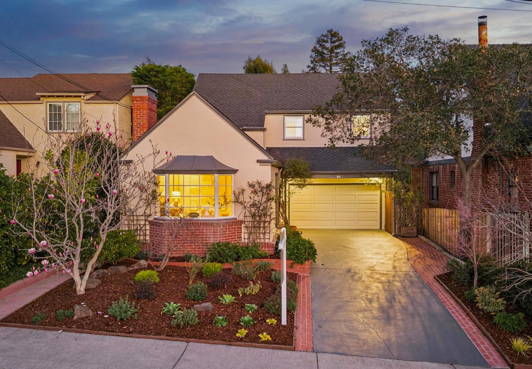 Detail Gallery Image 52 of 58 For 3938 Oakmore Rd, Oakland,  CA 94602 - 4 Beds | 2 Baths