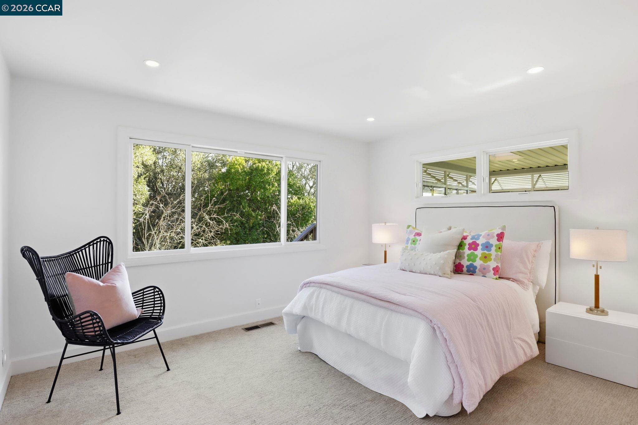 Detail Gallery Image 24 of 56 For 128 Diablo View Dr, Orinda,  CA 94563 - 5 Beds | 3 Baths