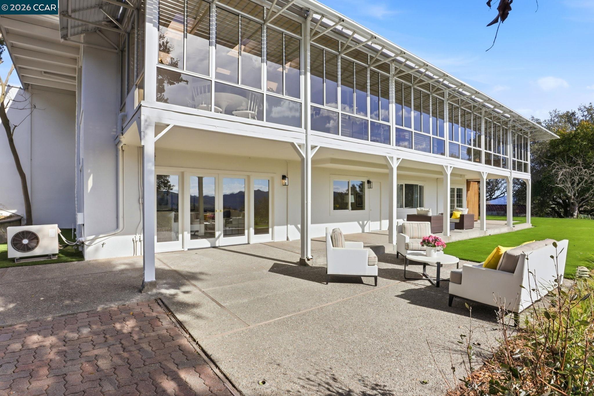 Detail Gallery Image 45 of 56 For 128 Diablo View Dr, Orinda,  CA 94563 - 5 Beds | 3 Baths