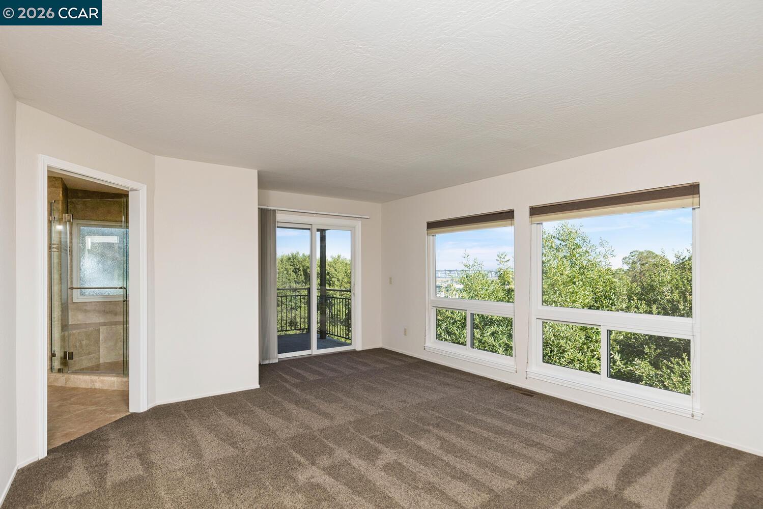 Detail Gallery Image 16 of 34 For 1087 Hillside Dr, Martinez,  CA 94553 - 4 Beds | 2/1 Baths