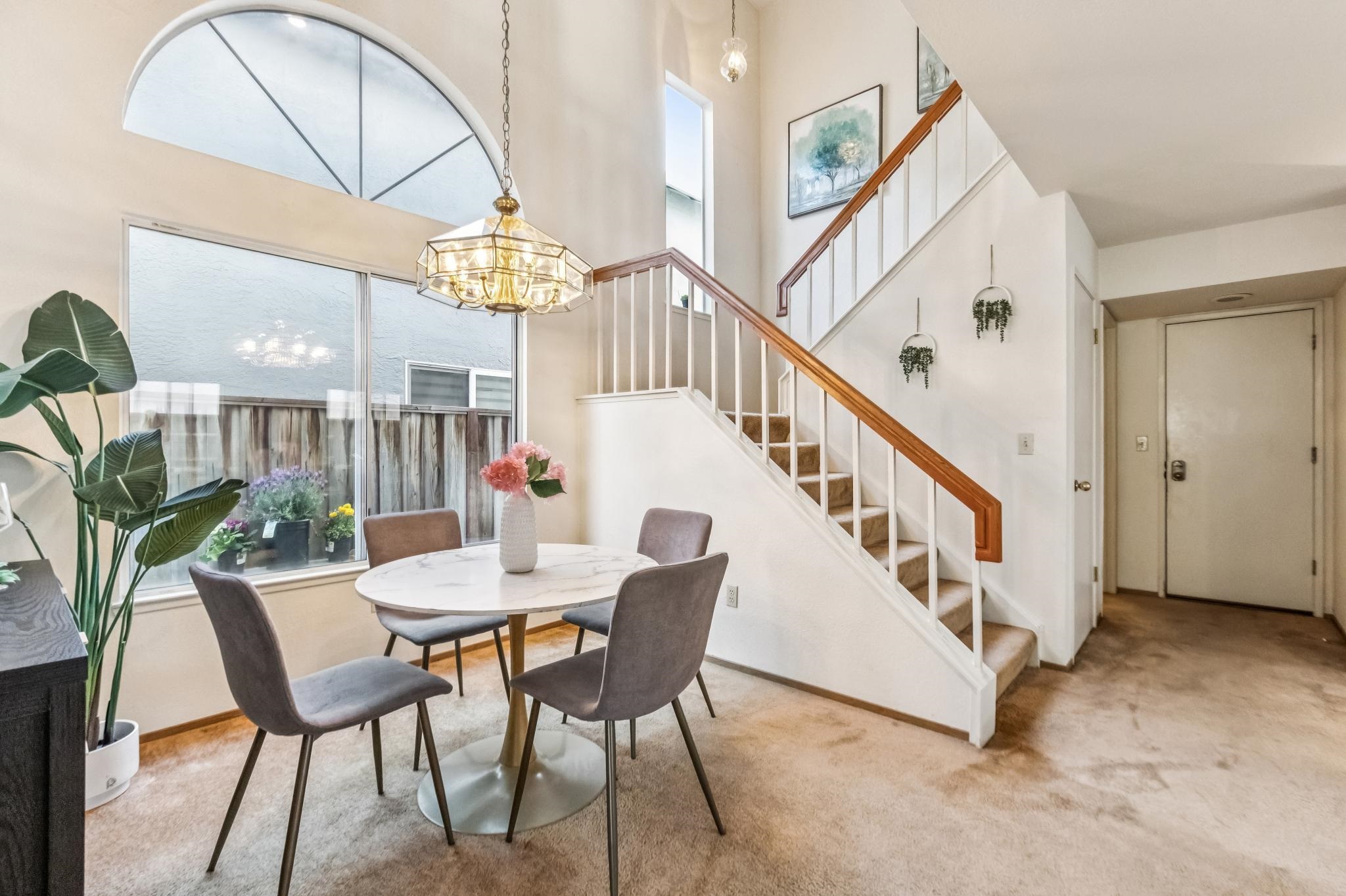 Detail Gallery Image 12 of 42 For 1152 Old Alameda Pt, Alameda,  CA 94502 - 3 Beds | 2/1 Baths